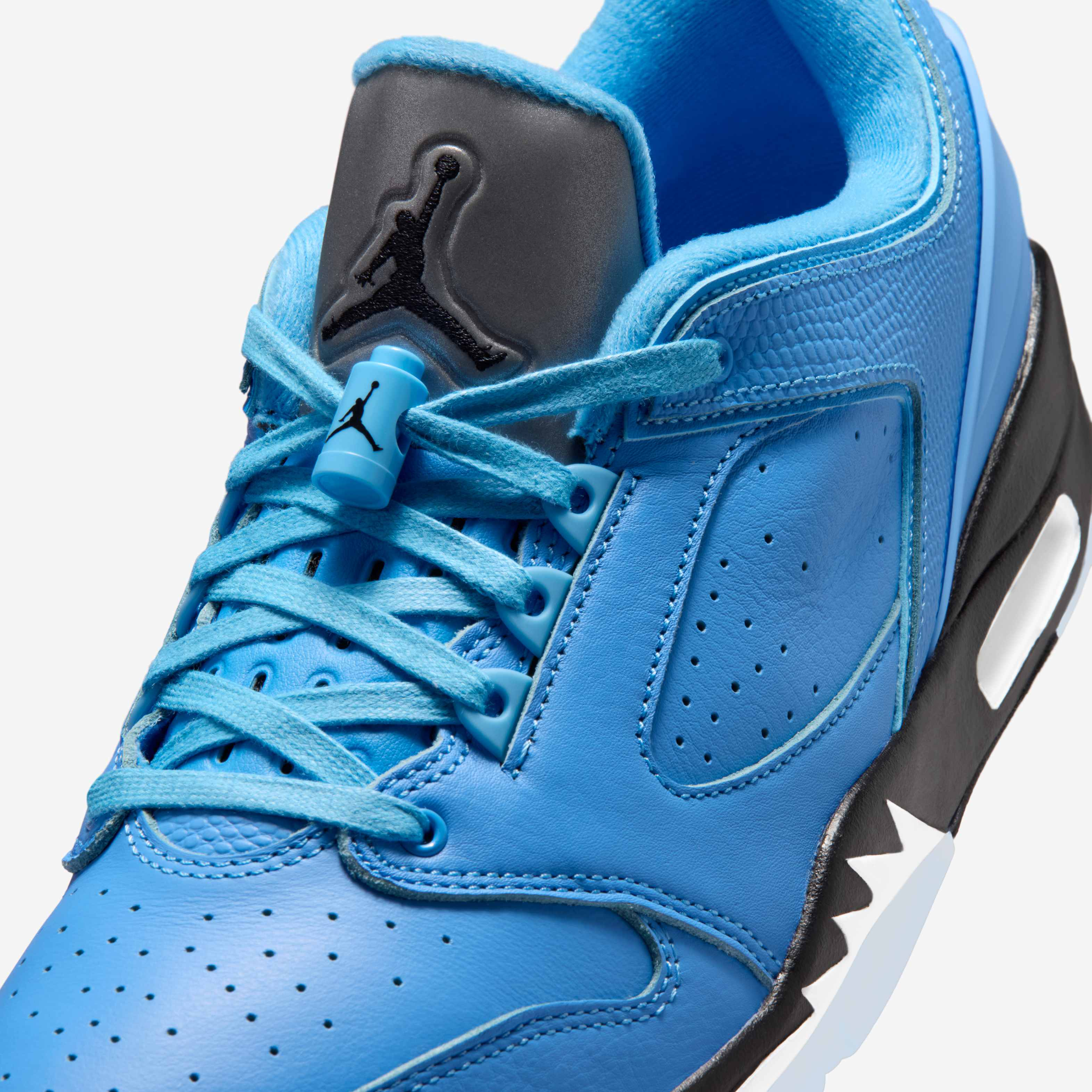 جوردان سيكستي بلس لو image number 6