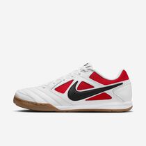 Nike Gato