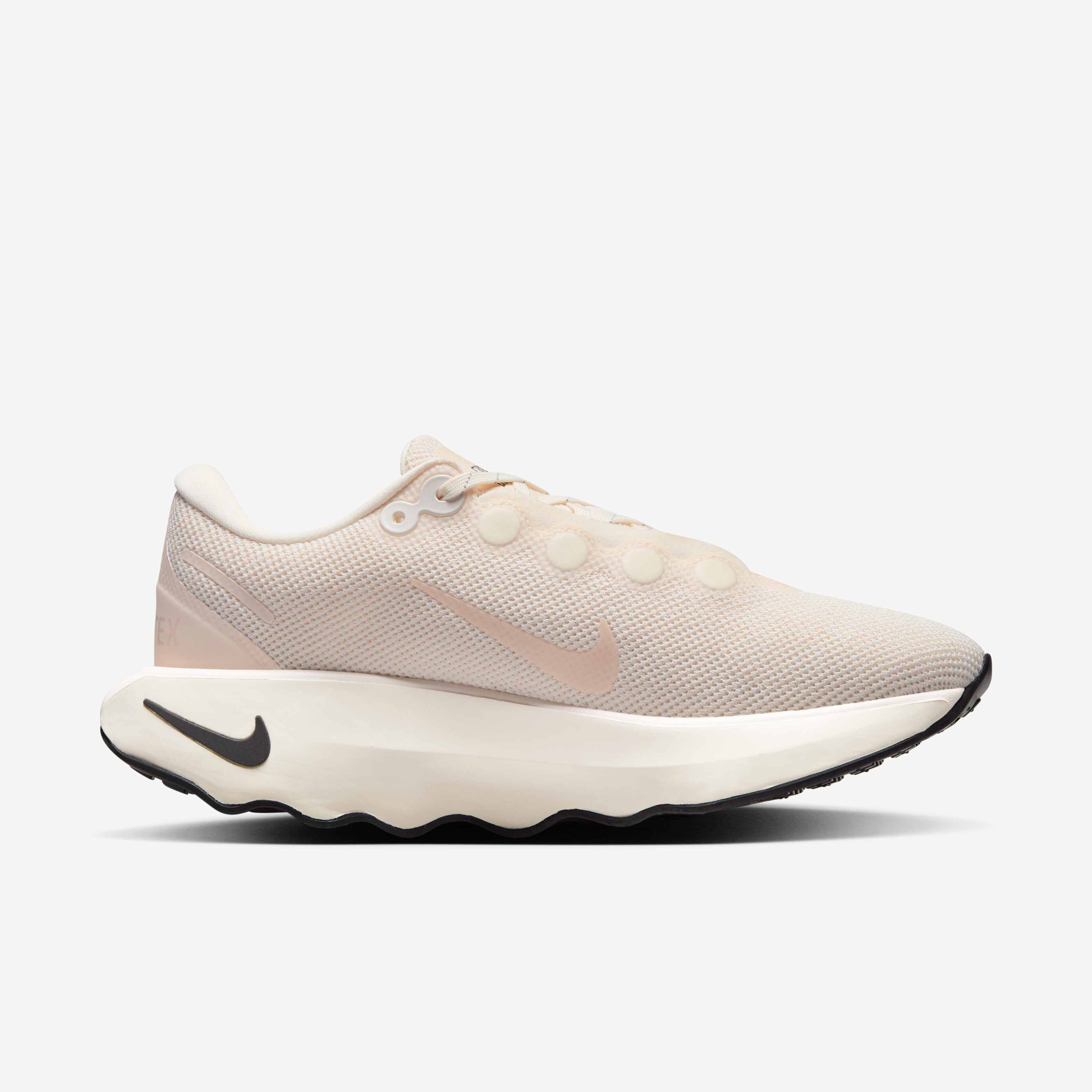 نايكي موتيفا جور-تكس image number 2