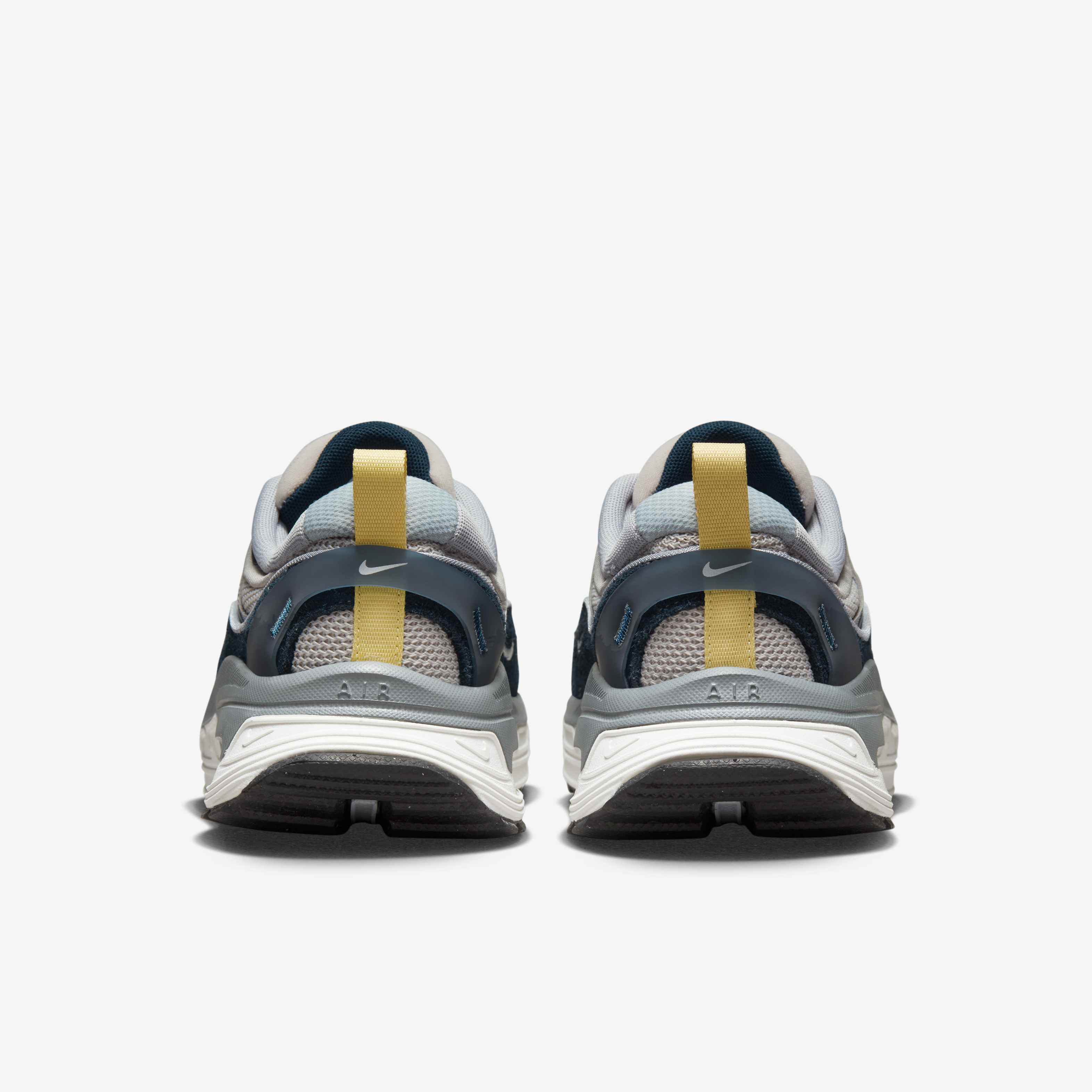 اير ماكس بليس image number 5