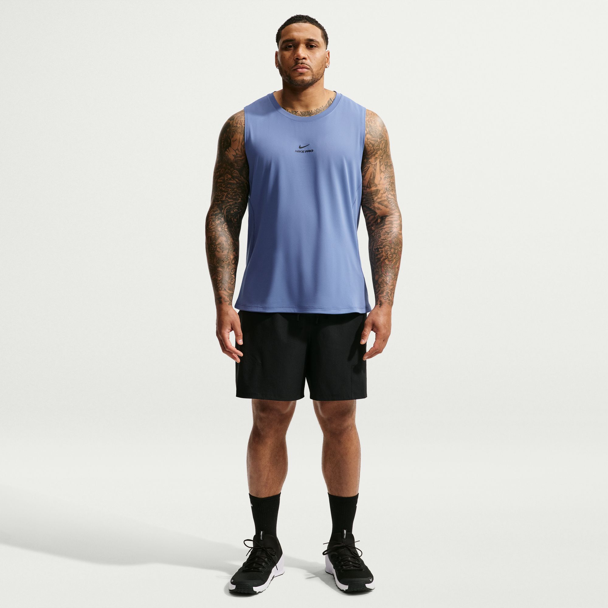 Nike Pro image number 9