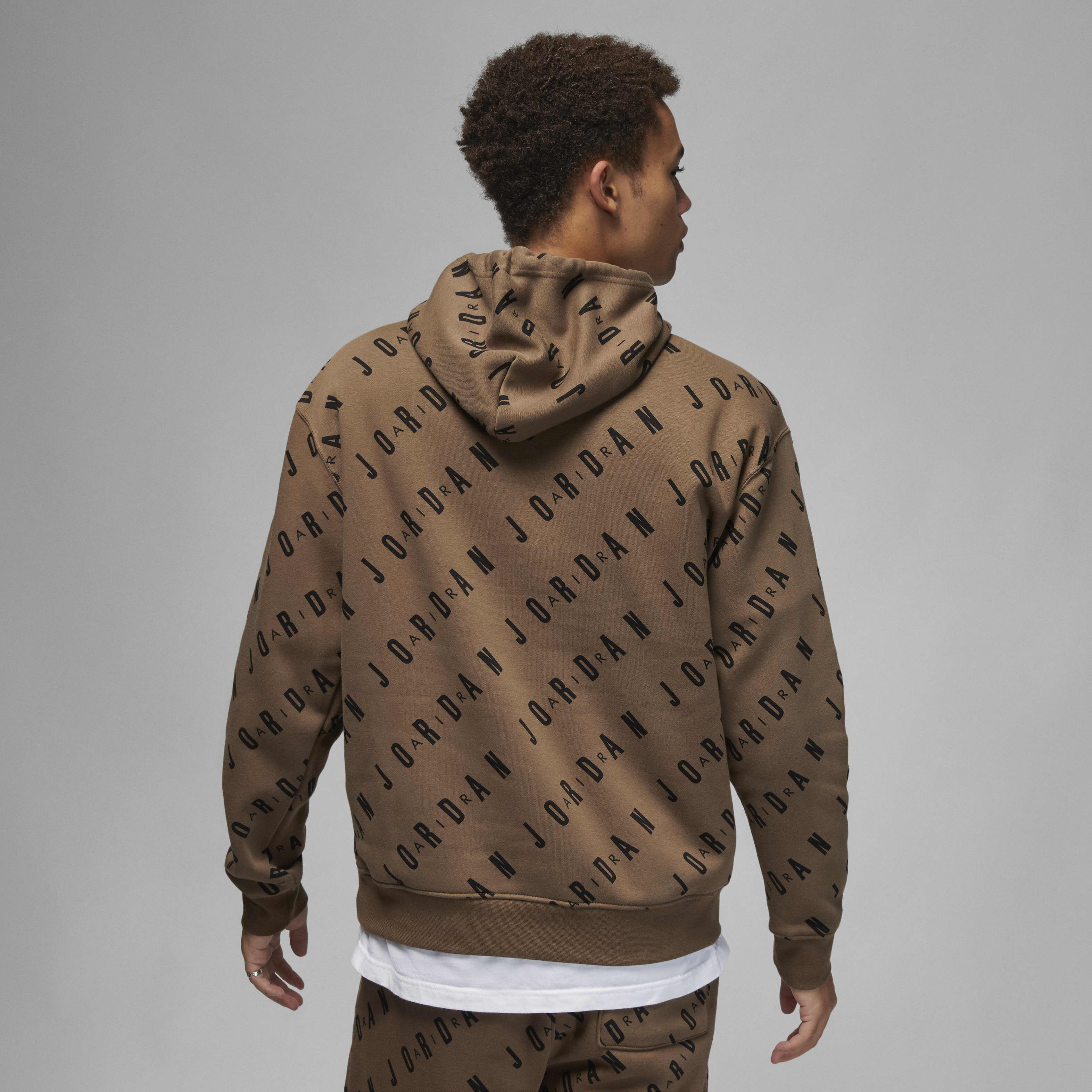 Jordan Essentials image number 1