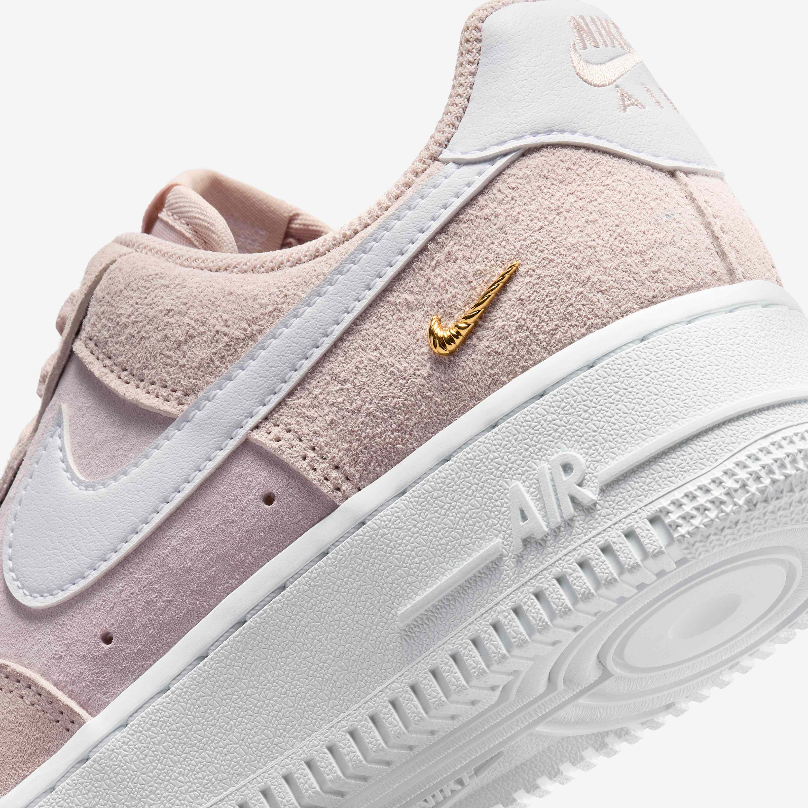 Air Force 1 '07 Low SE image number 7