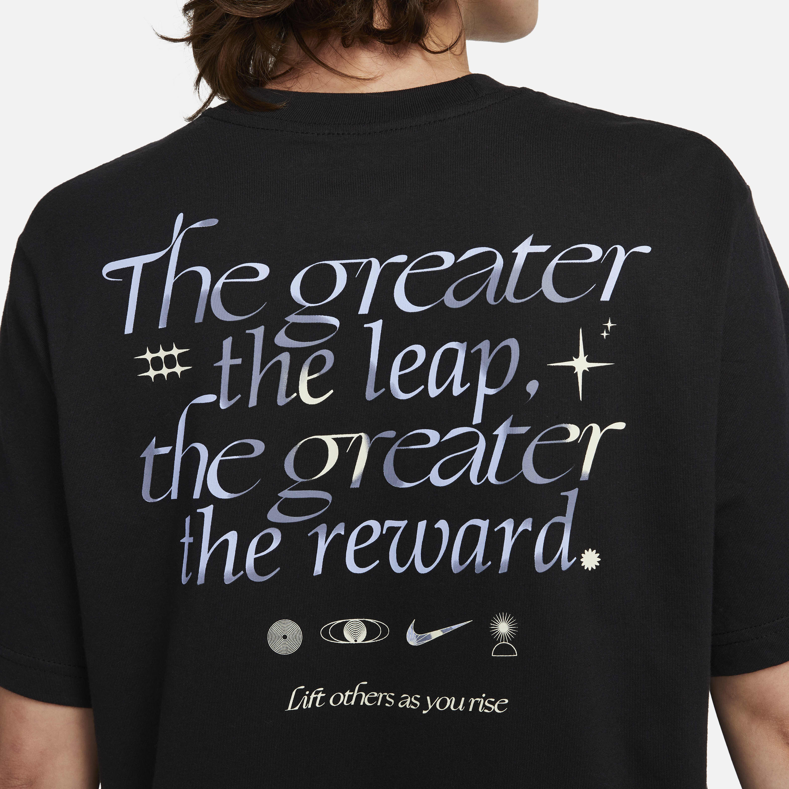 نايكي سبورتسوير image number 3