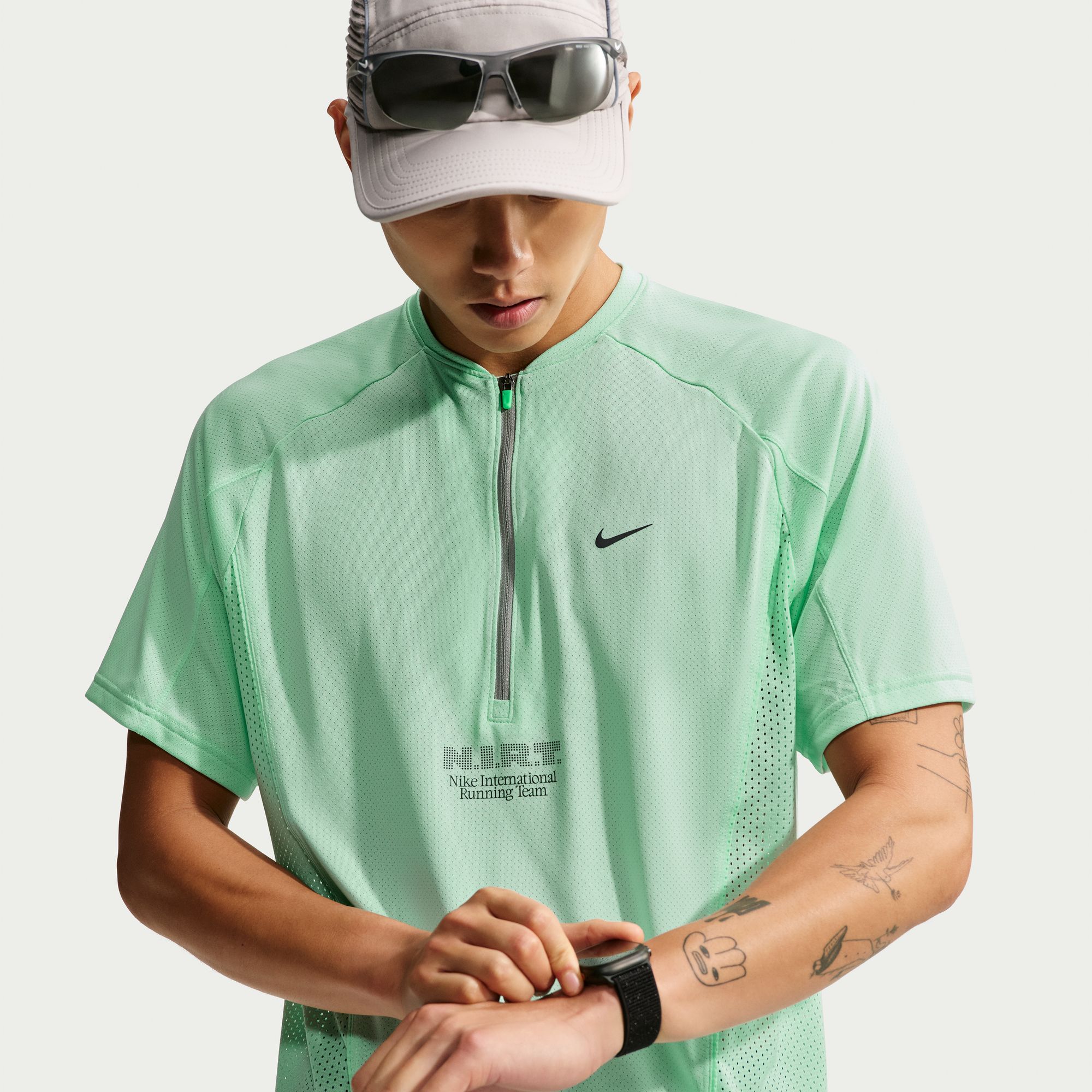 Nike  image number 0