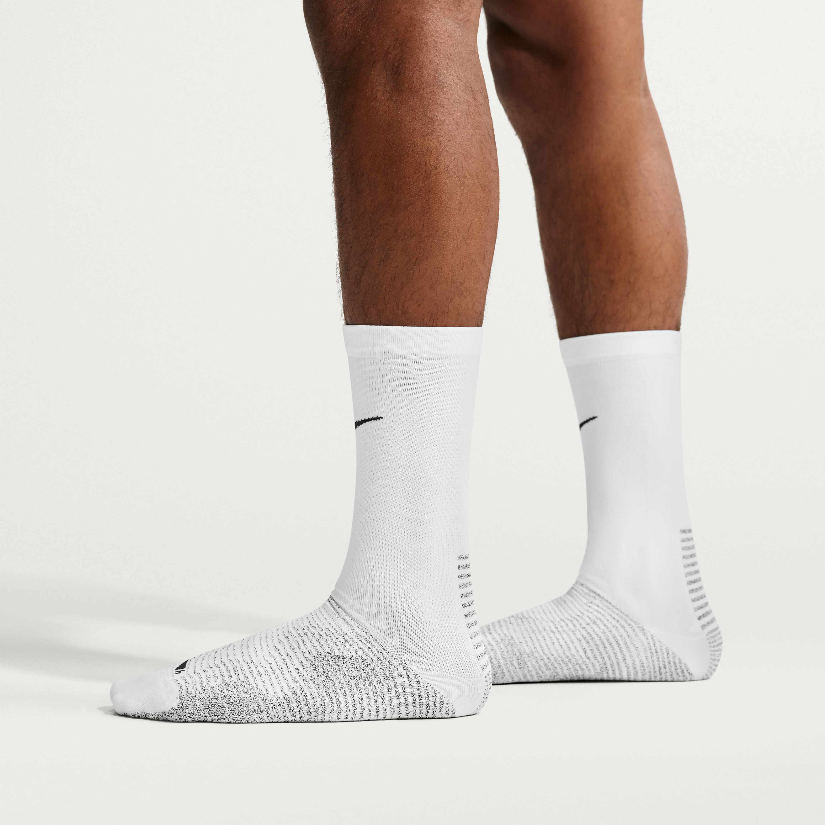 NikeGrip Vapor Strike image number 0
