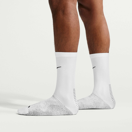 NikeGrip Vapor Strike