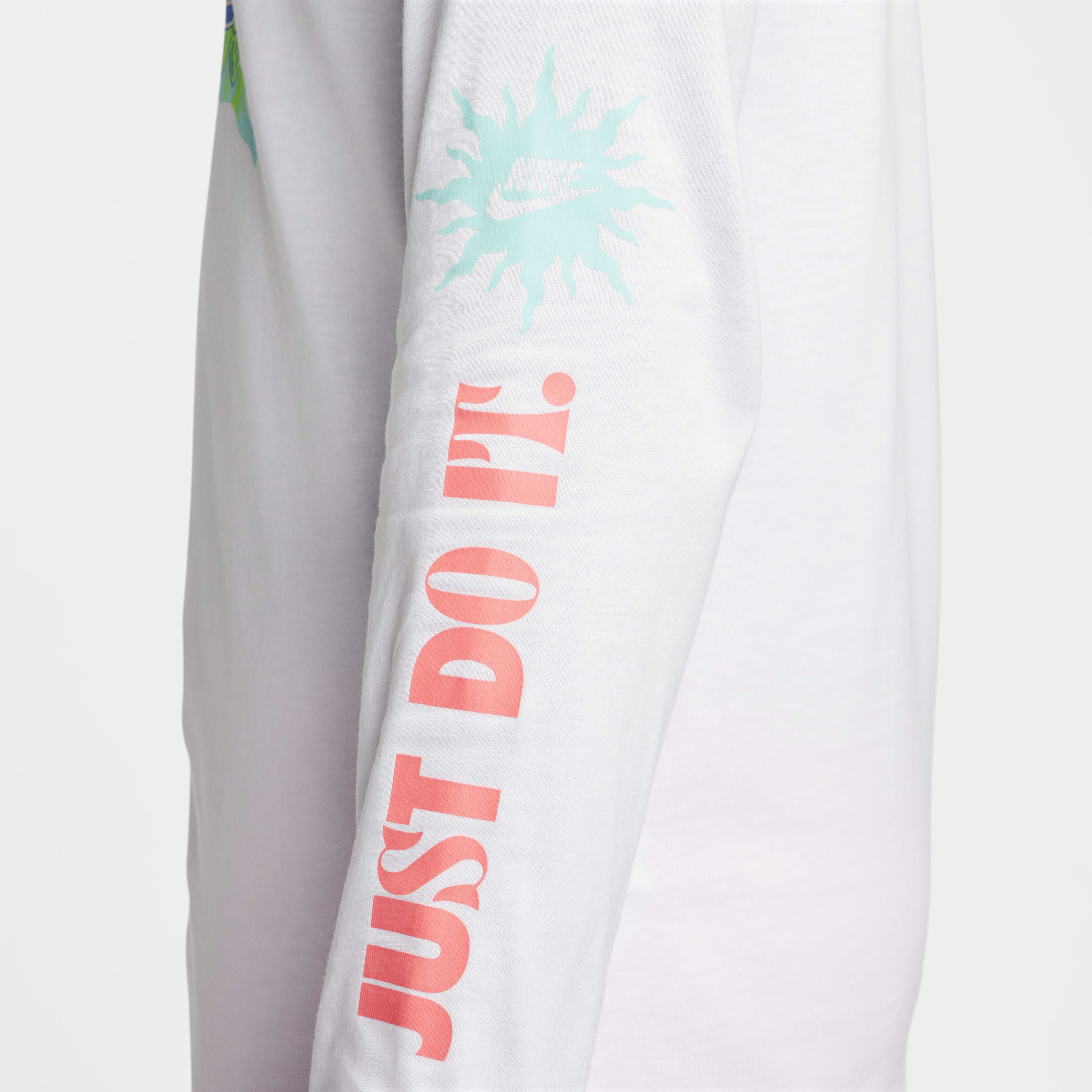 نايكي سبورتسوير image number 3