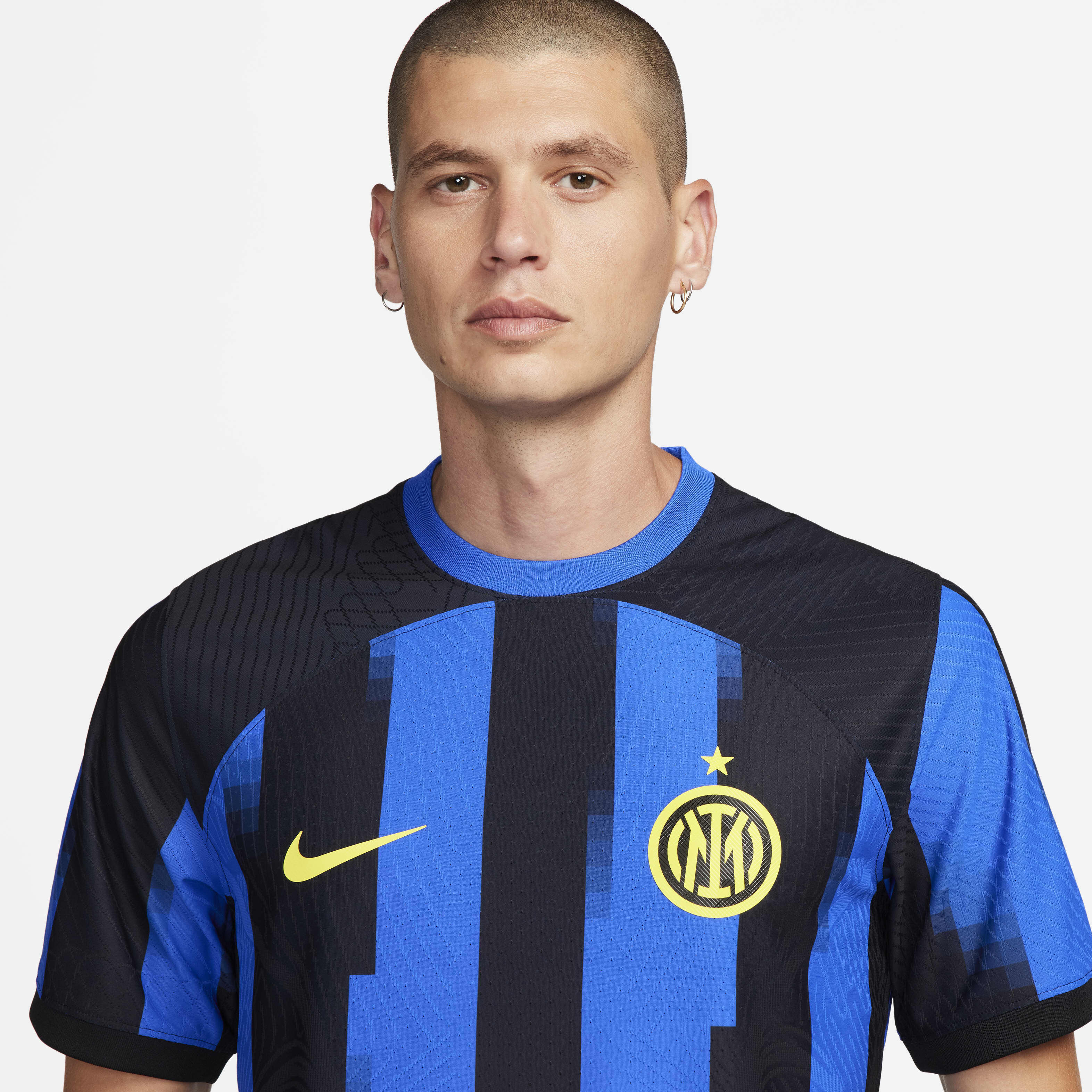 Inter Milan 2023/24 Match Home image number 2