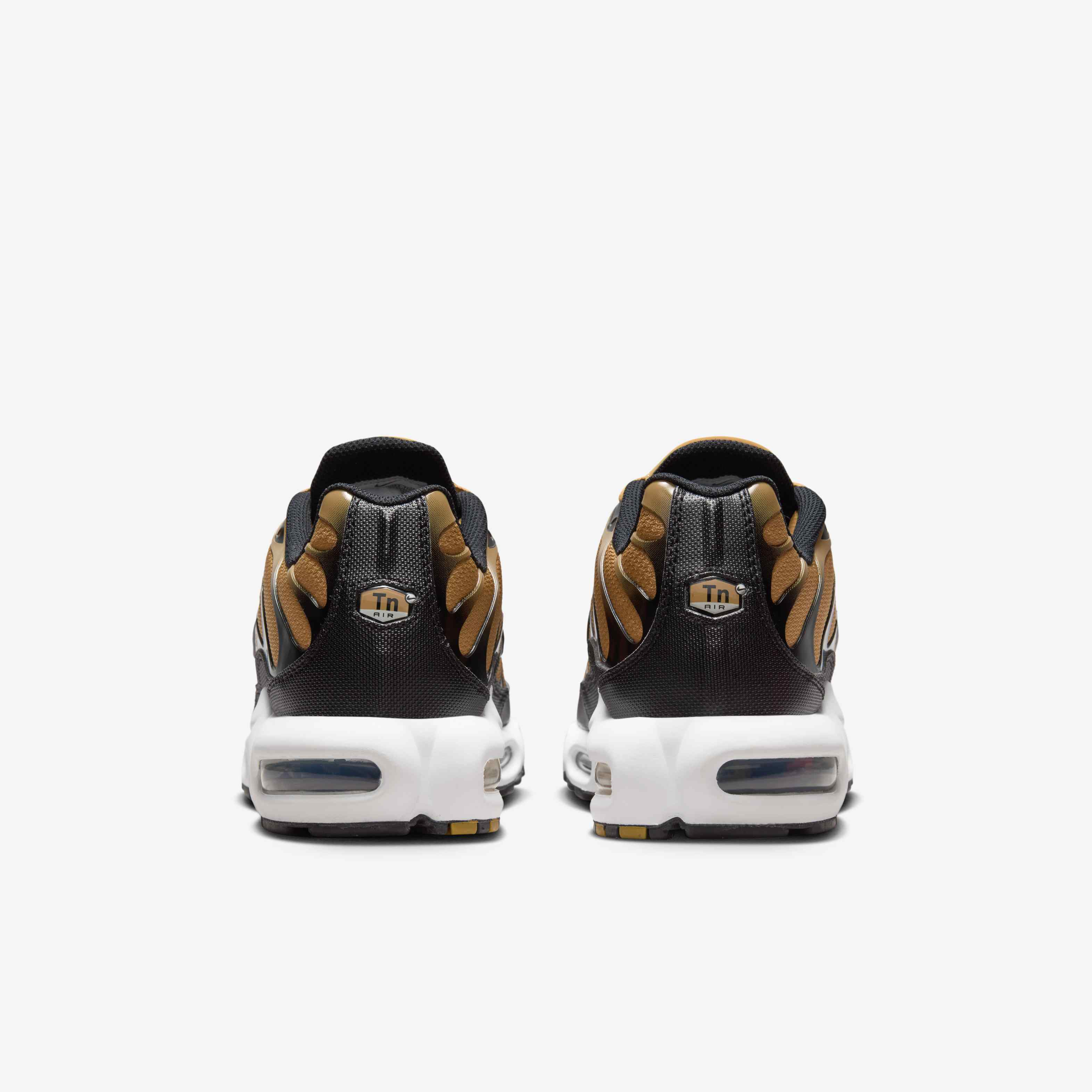 Nike Air Max Plus image number 5
