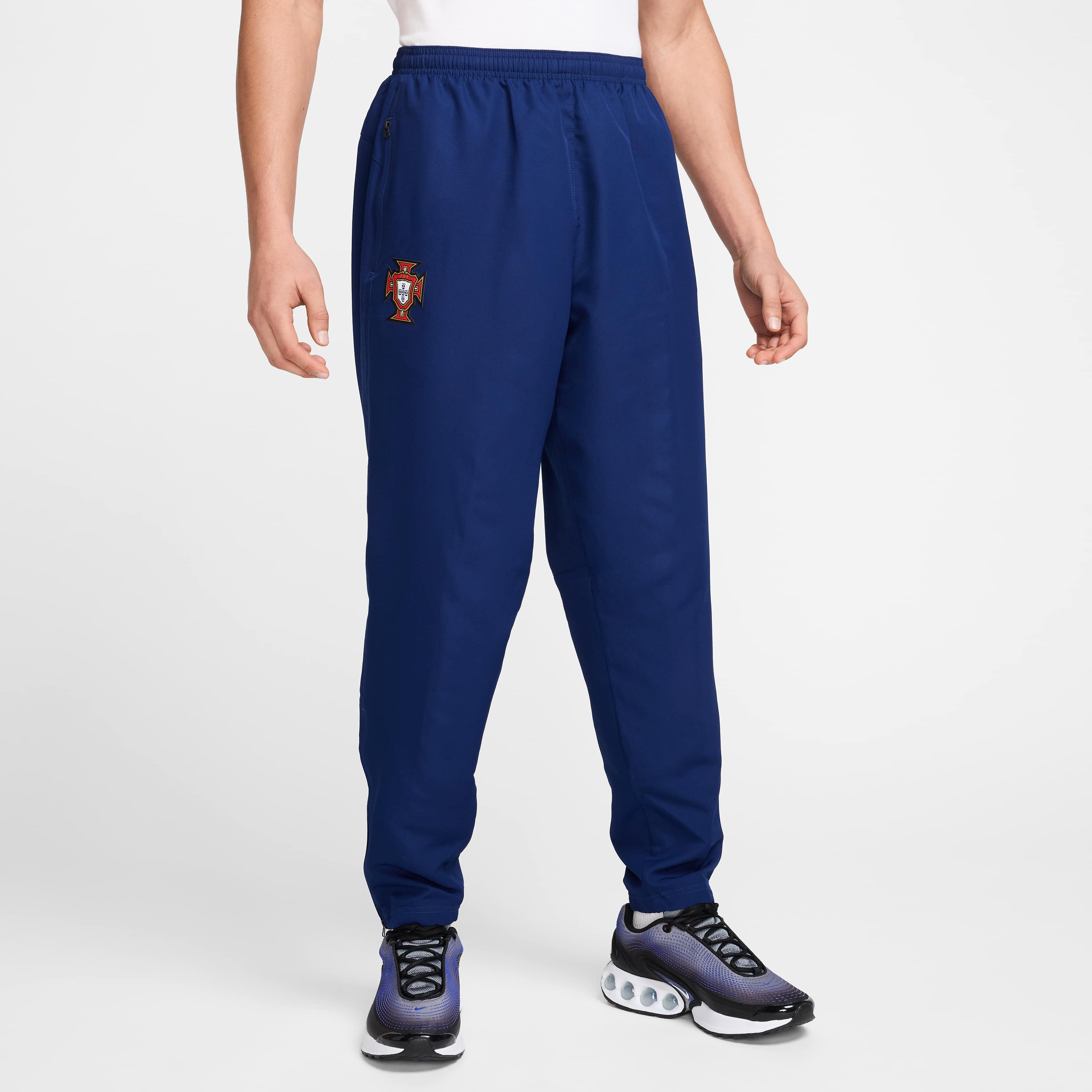 Nike tracksuit bottoms football 2025