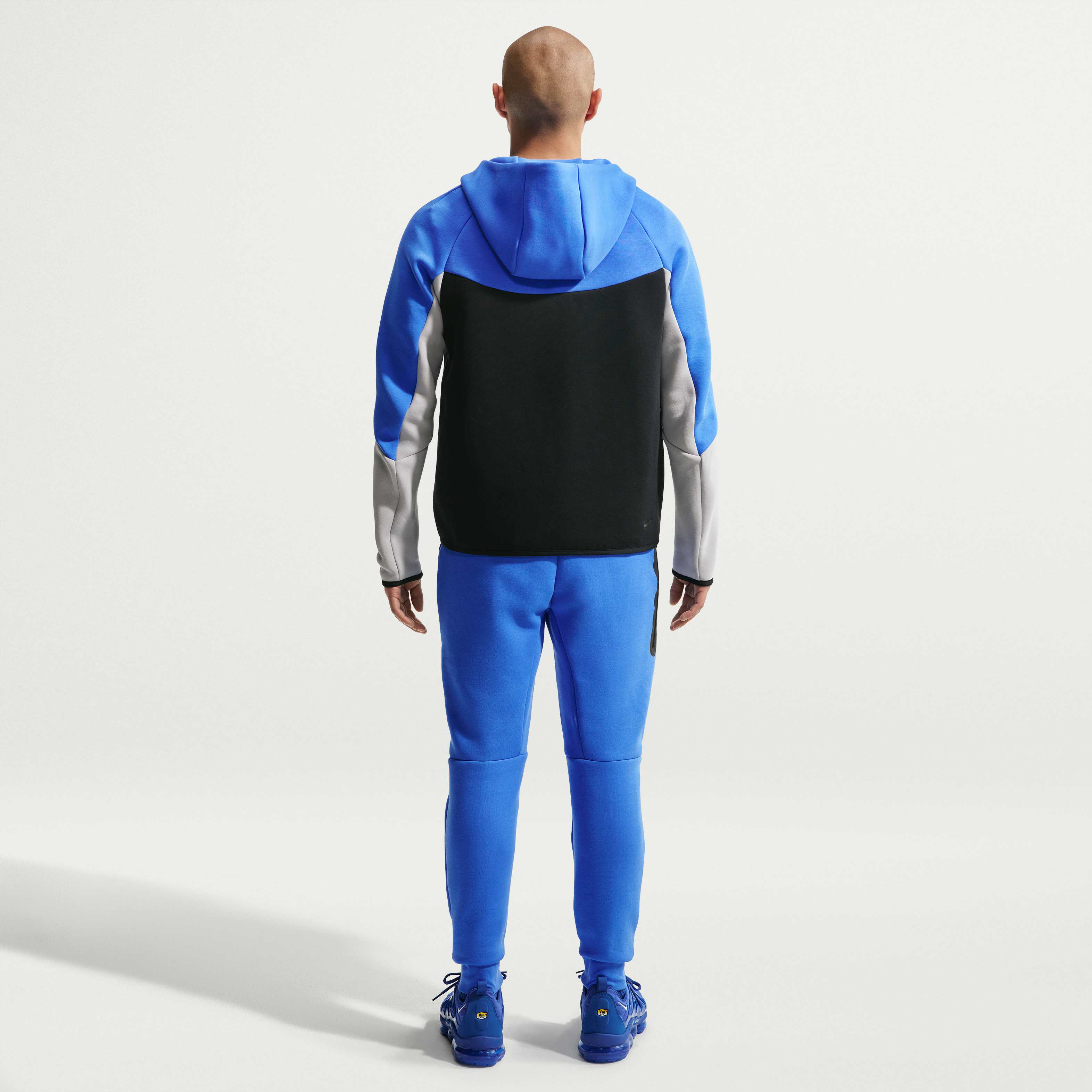 Nike Tech image number 4