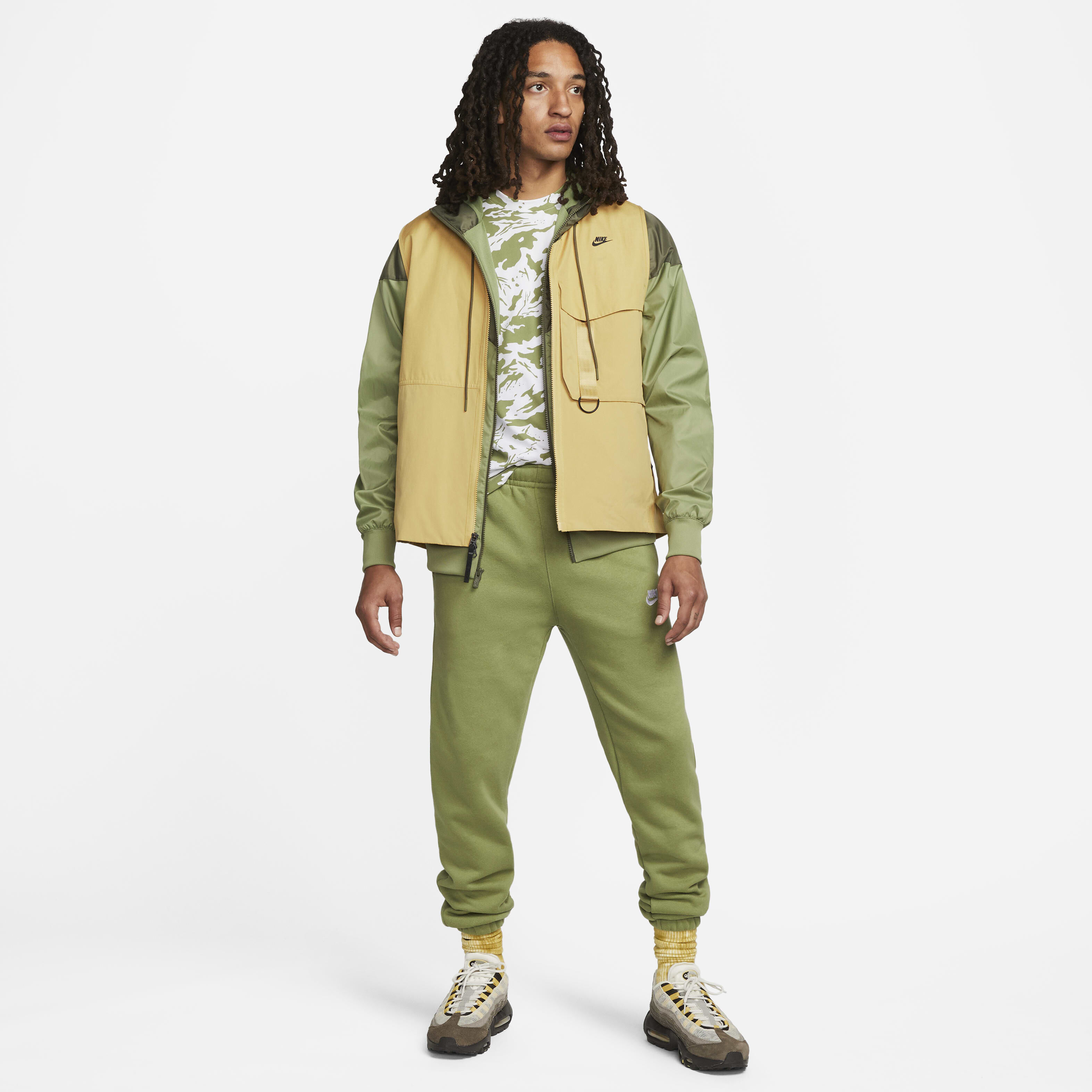 نايكي سبورتسوير كلوب فليس image number 5