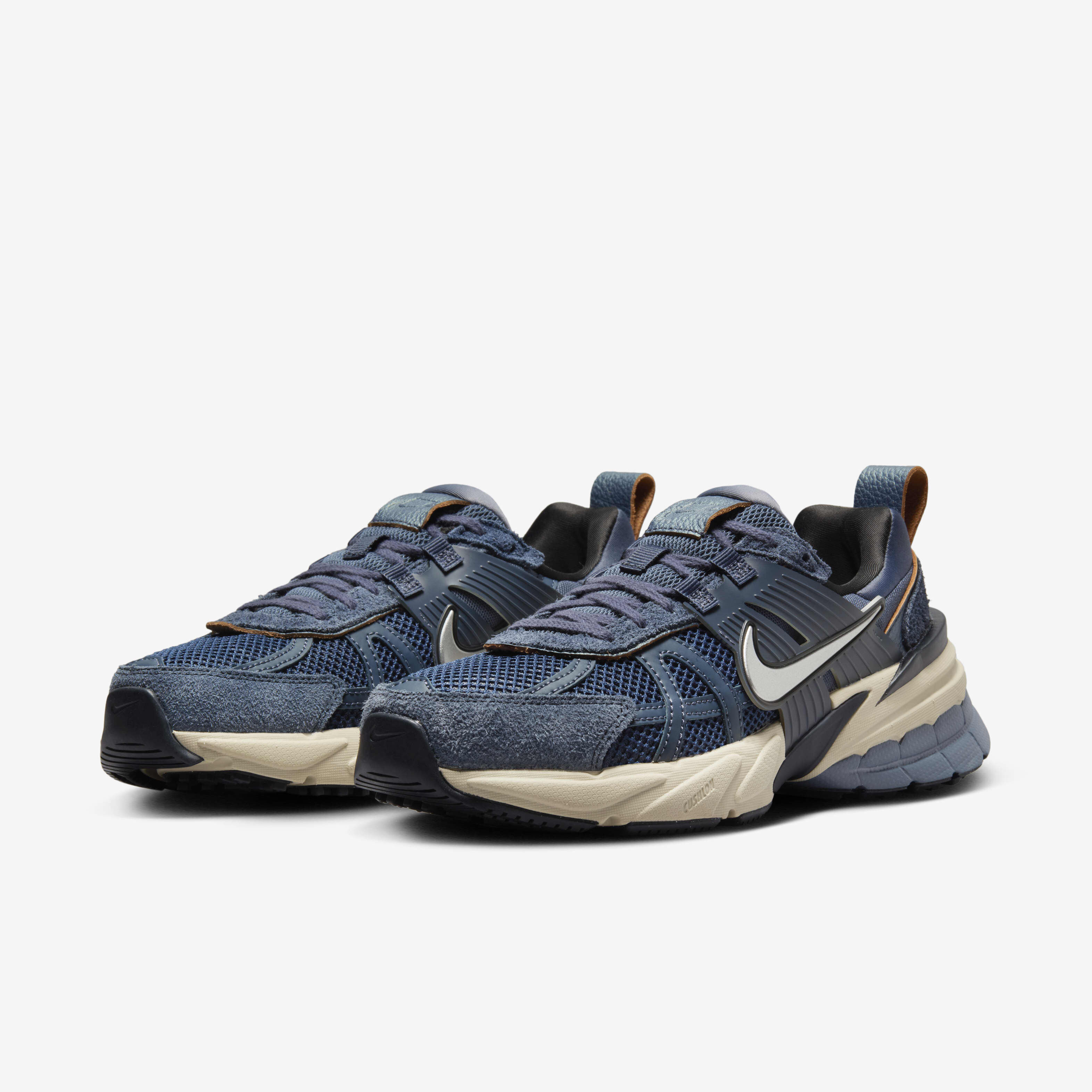 نايكي V2K رن image number 4