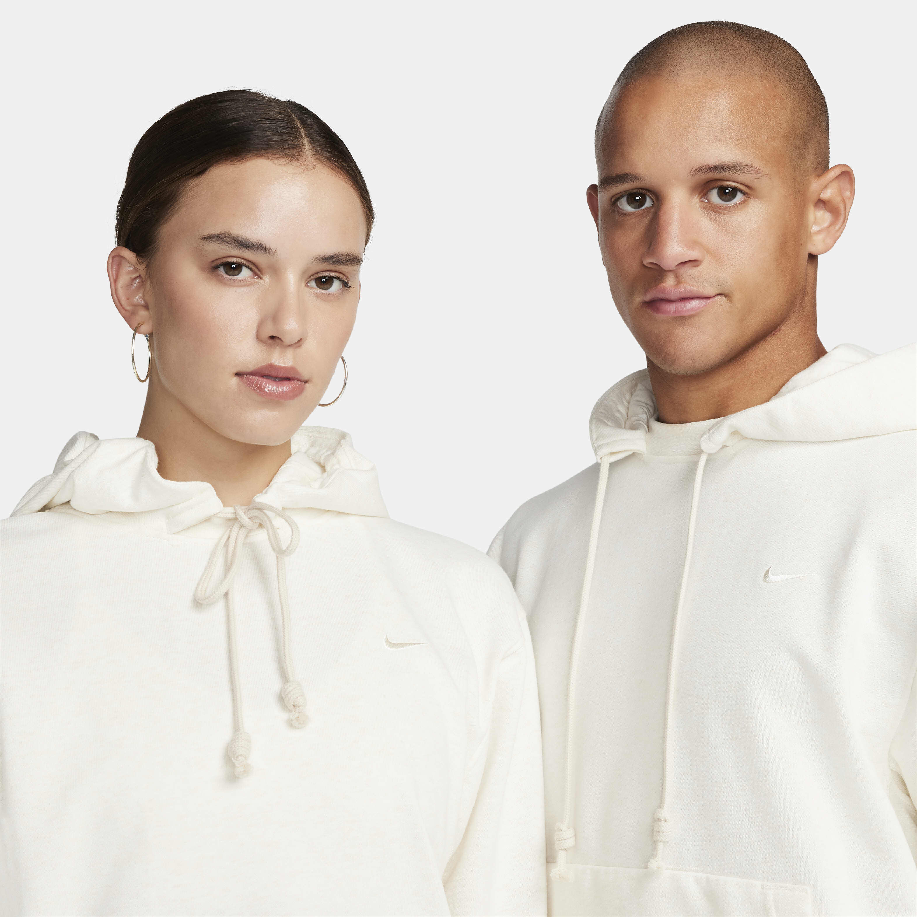 Nike Standard Issue image number 2