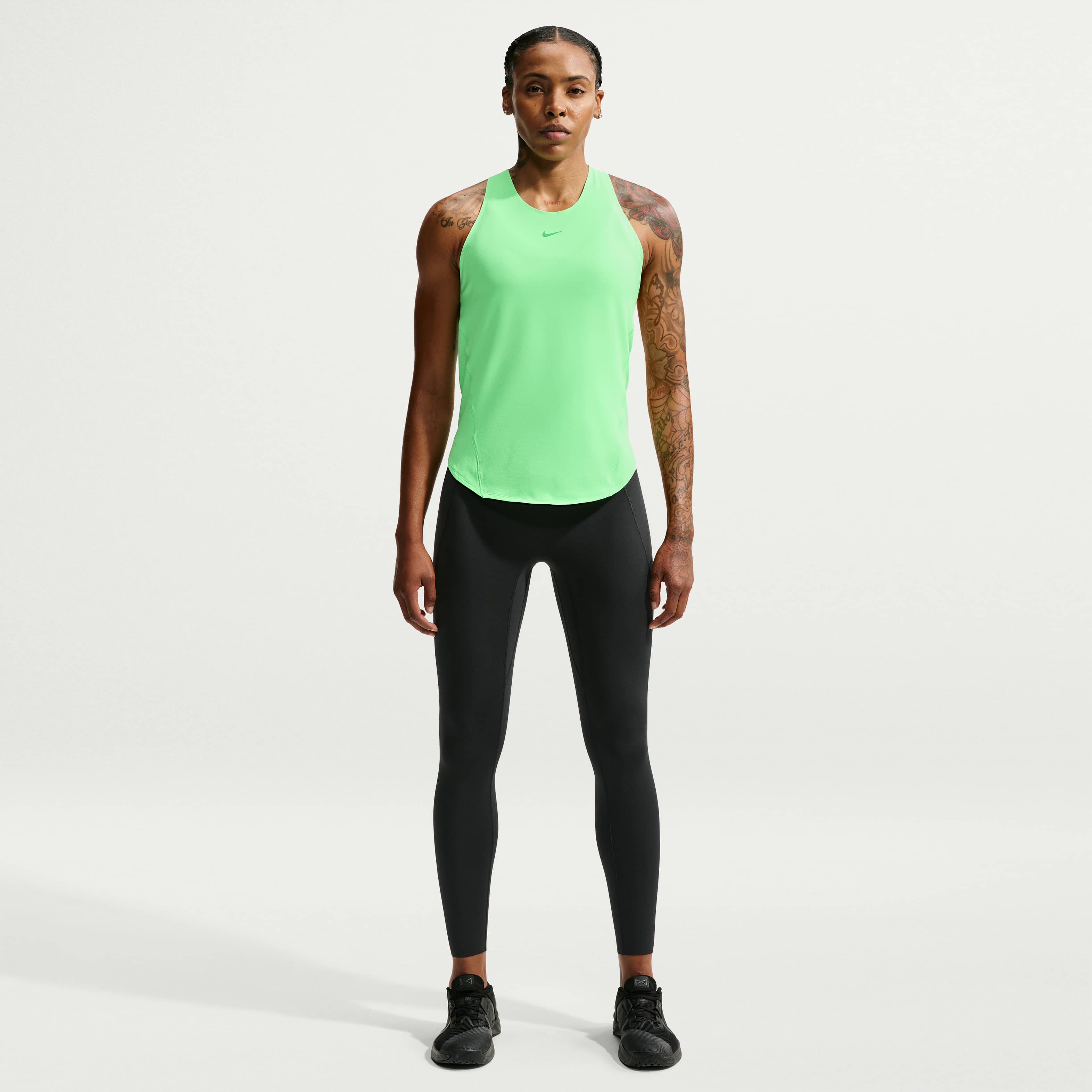 Nike Universa image number 8