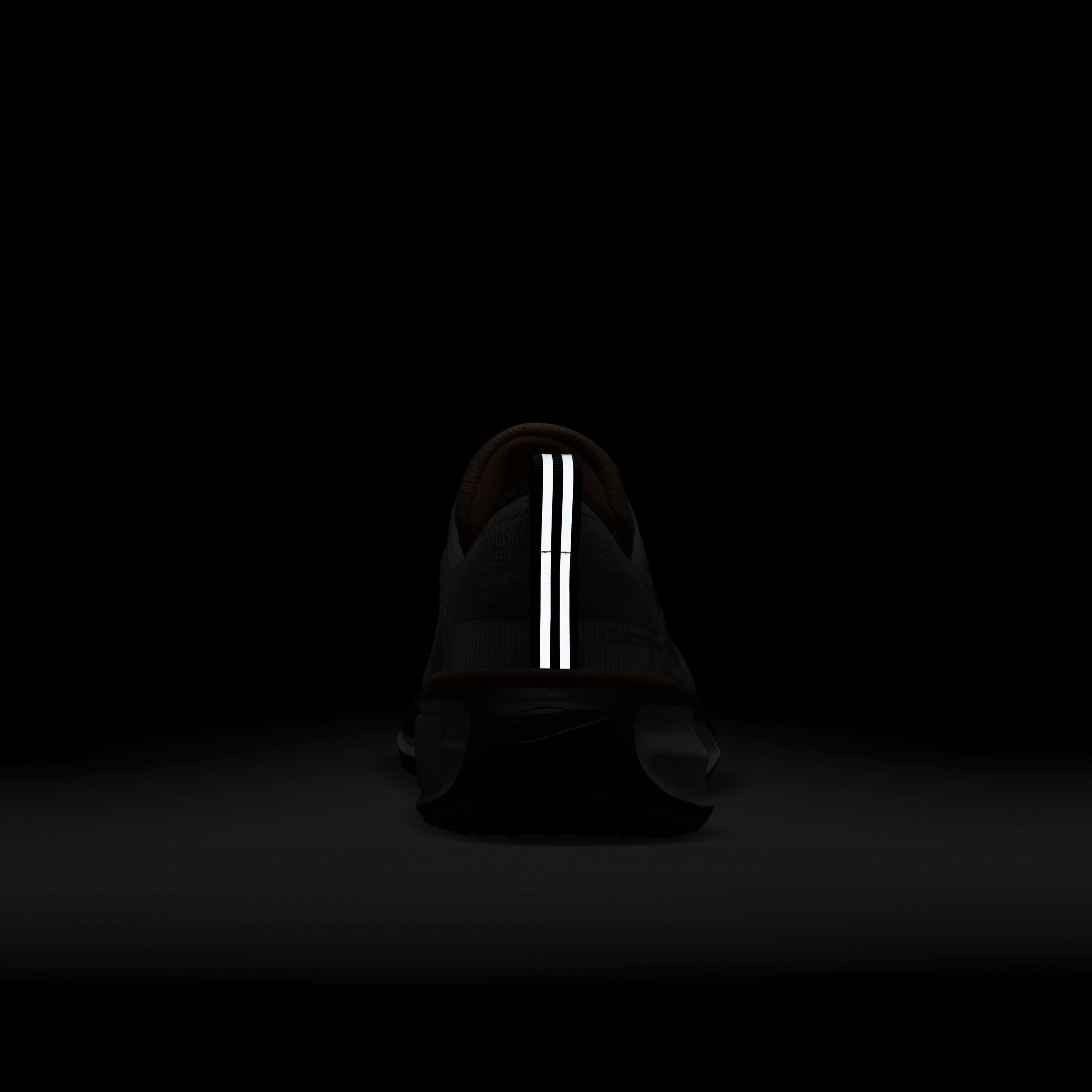 Nike Invincible 3 image number 10