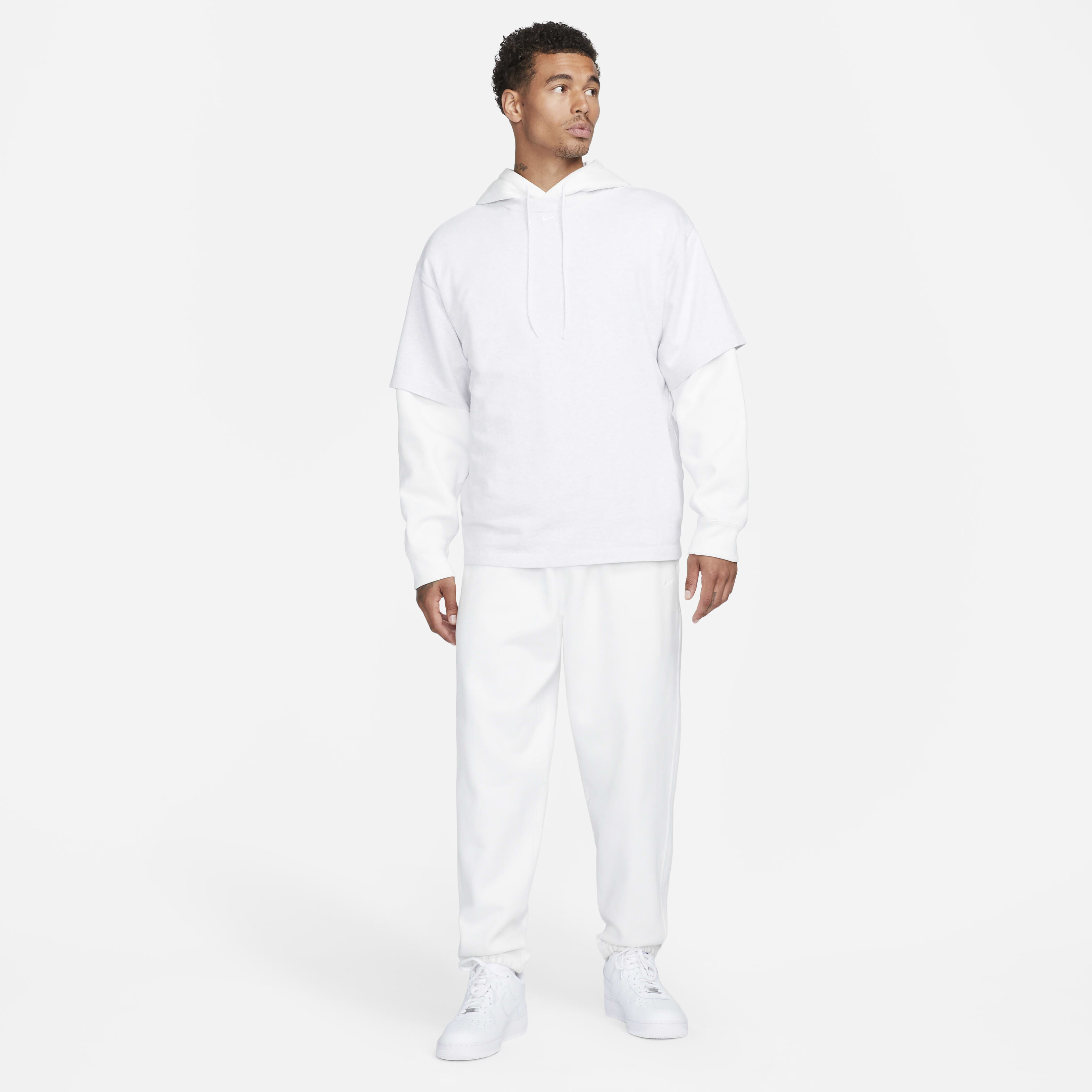 Nike Solo Swoosh image number 4