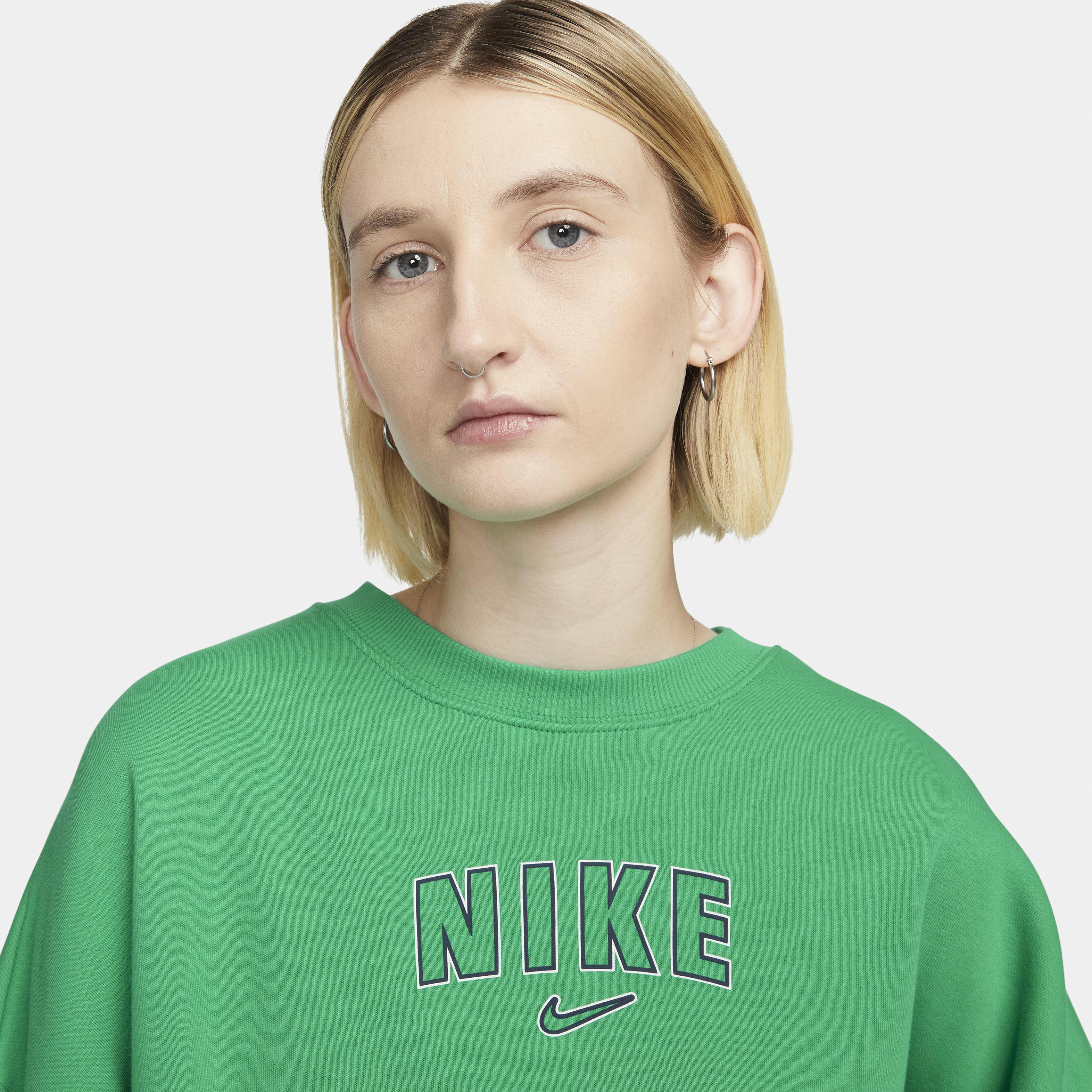 نايكي سبورتسوير فينيكس فليس image number 2