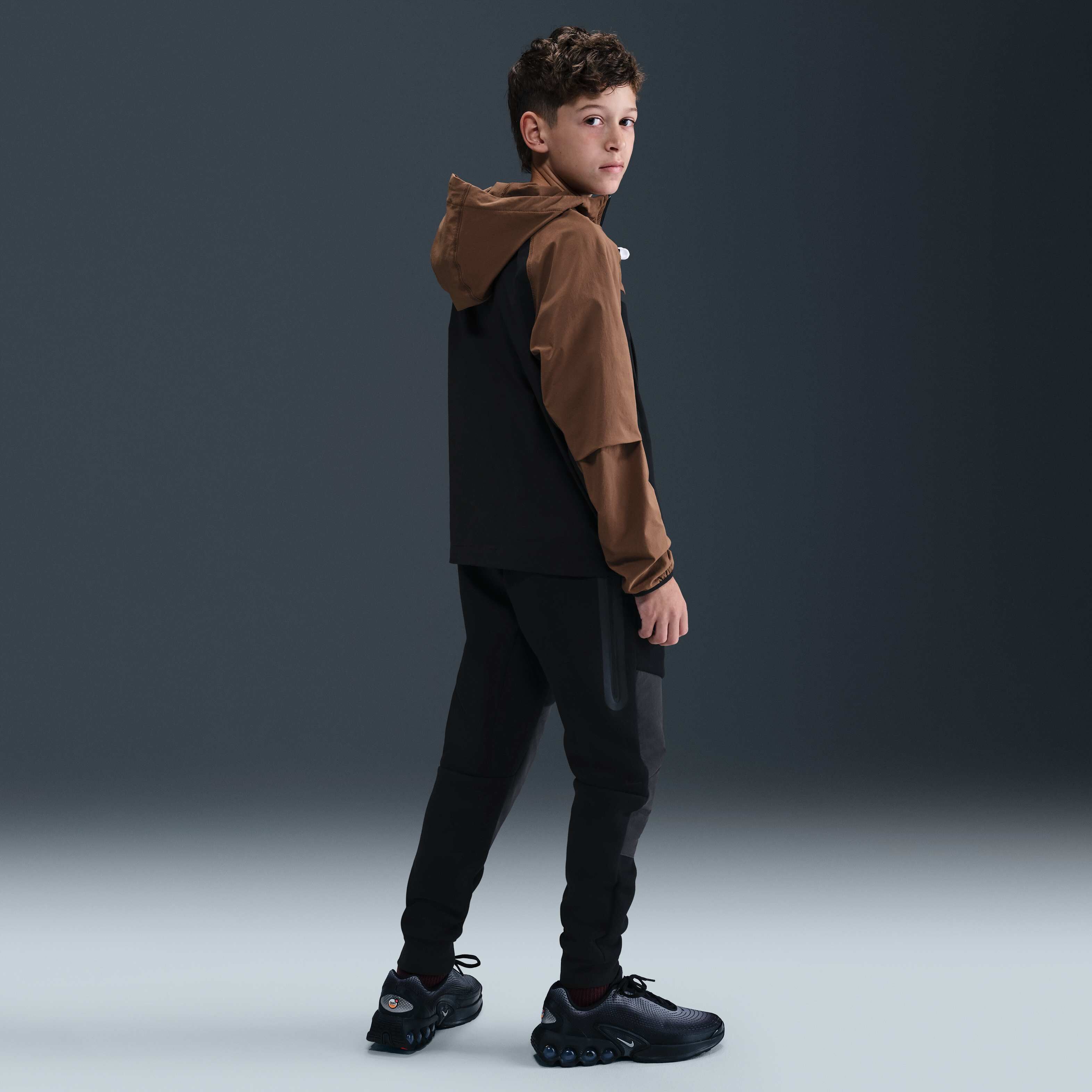 Nike Sportswear Tech Fleece image number 3