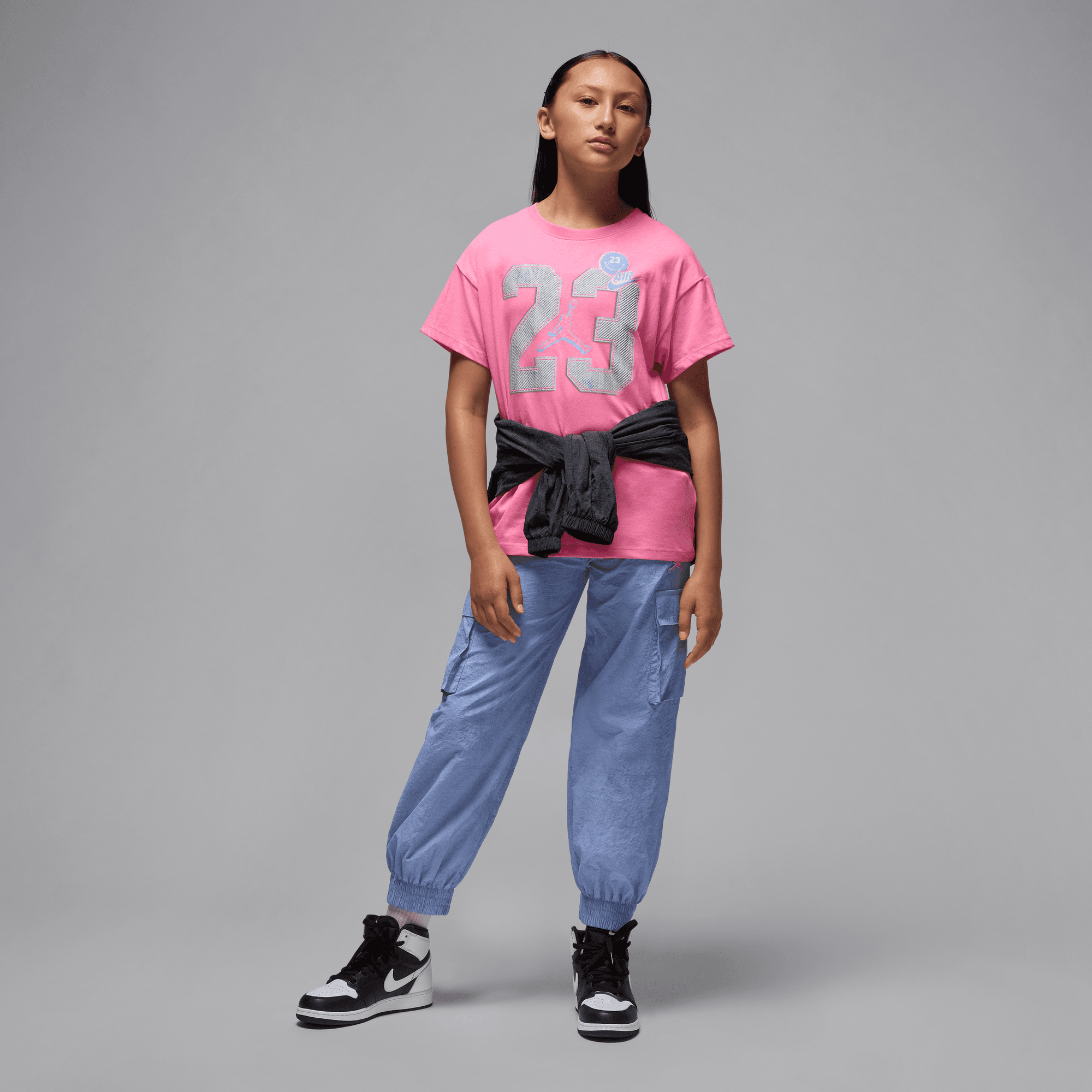 blue jean and pink jordans