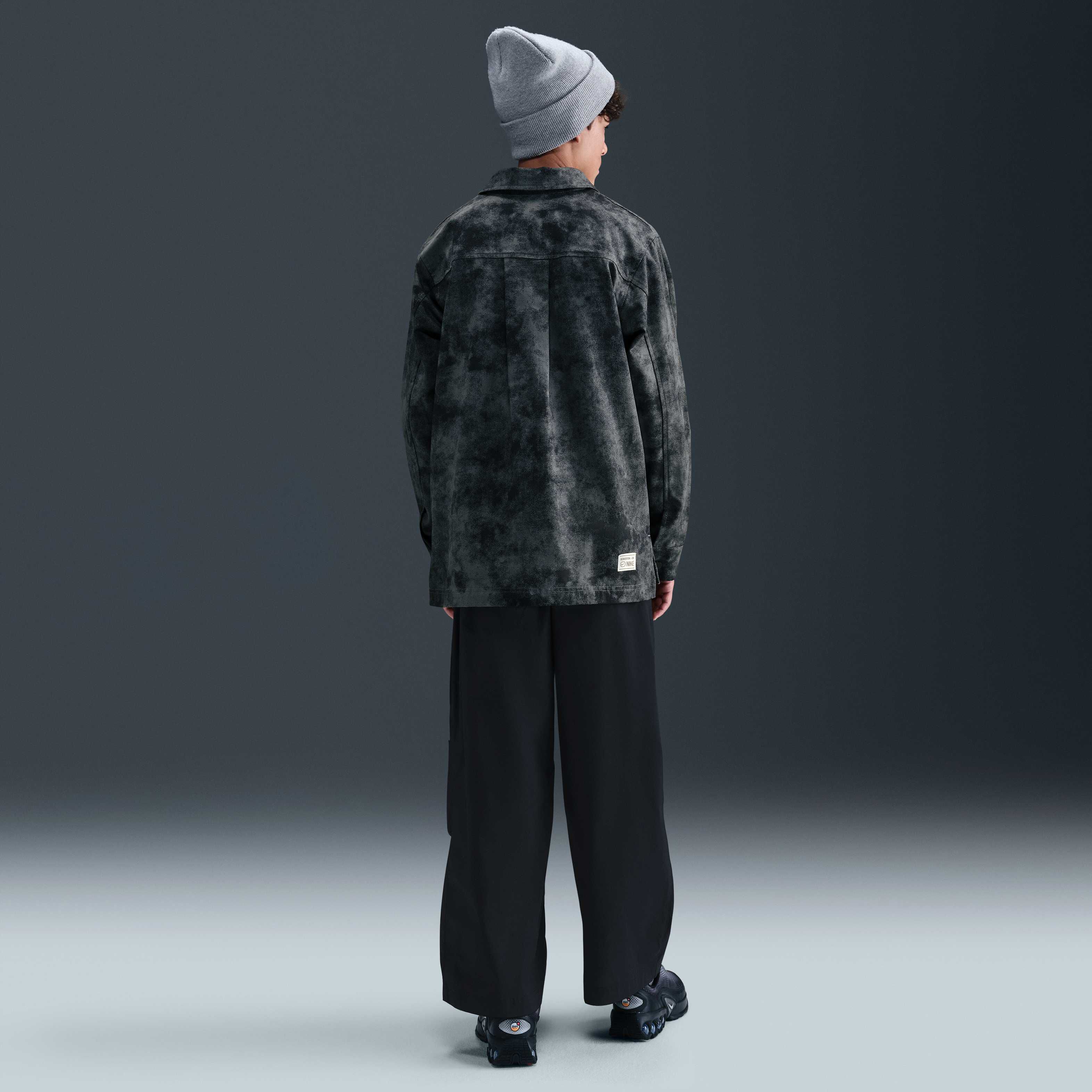 نايكي سبورتسوير ميترو جراوند image number 4