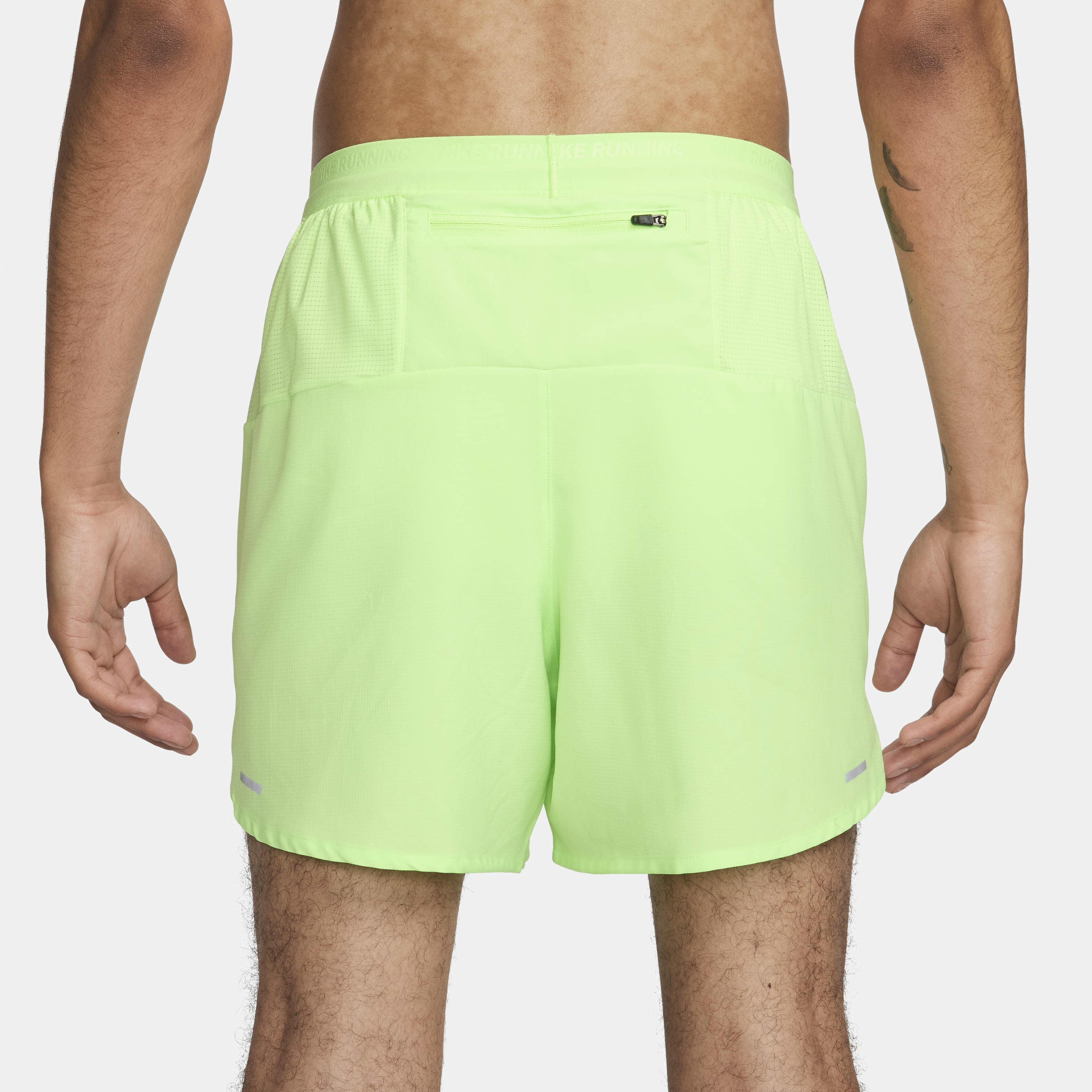 Nike Stride image number 2