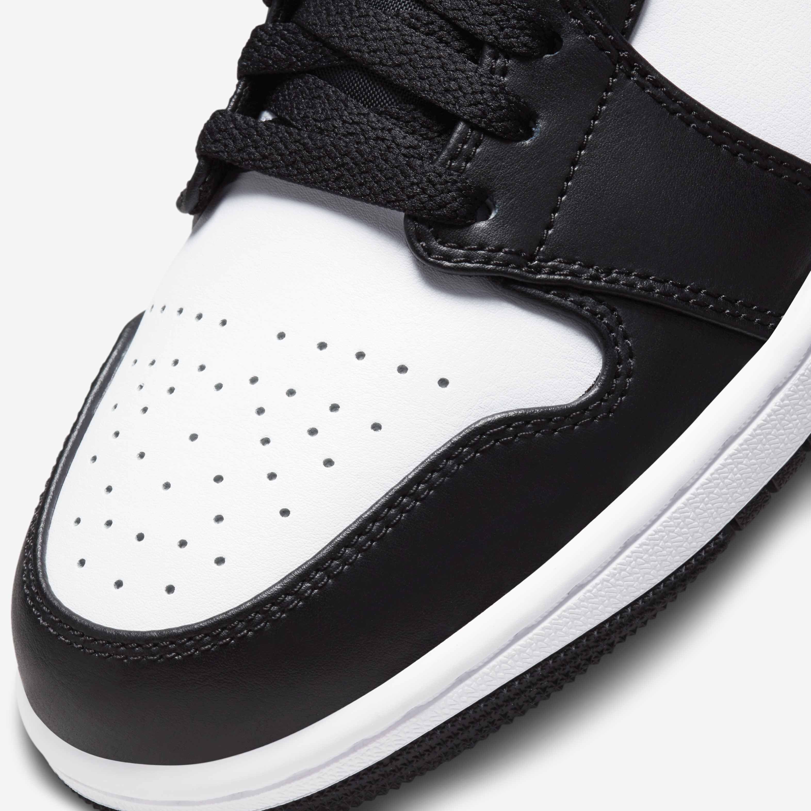 Air Jordan 1 Low image number 6