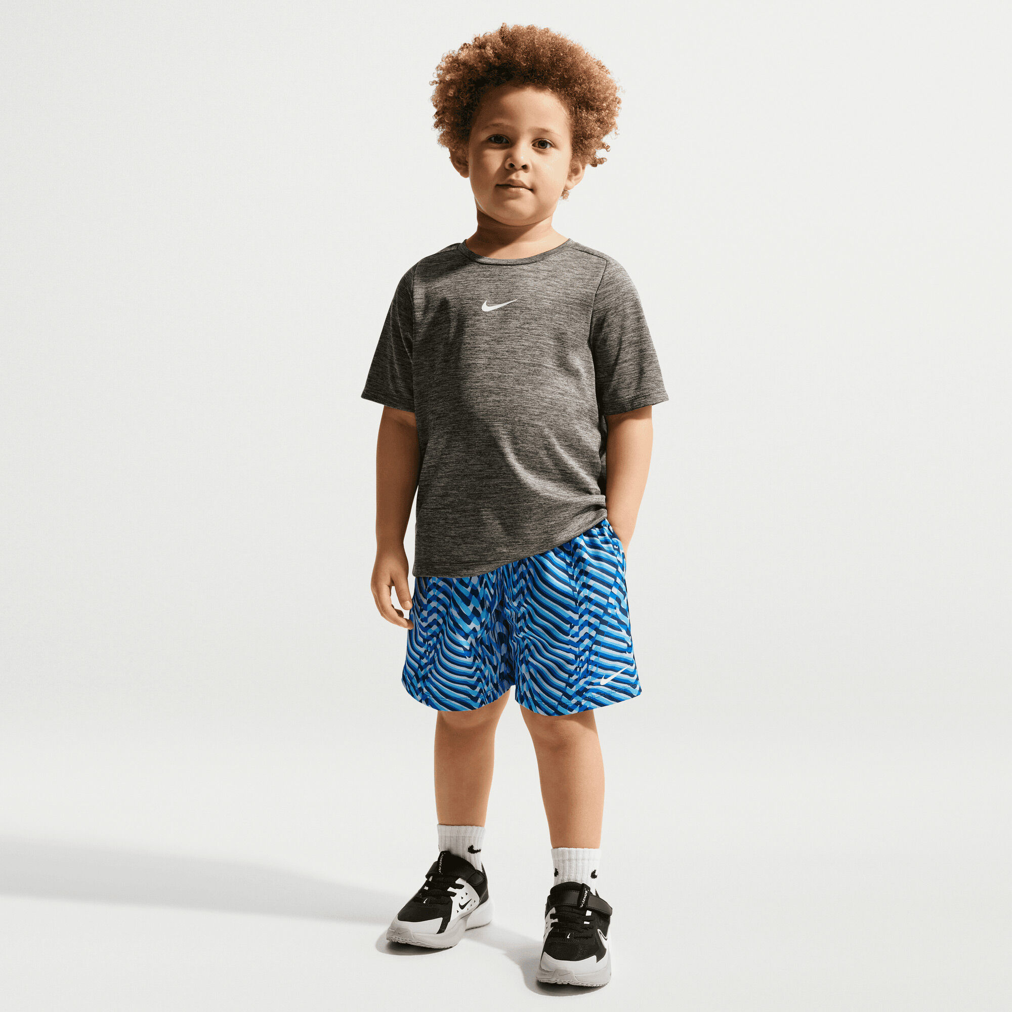 Nike Bold Move image number 0