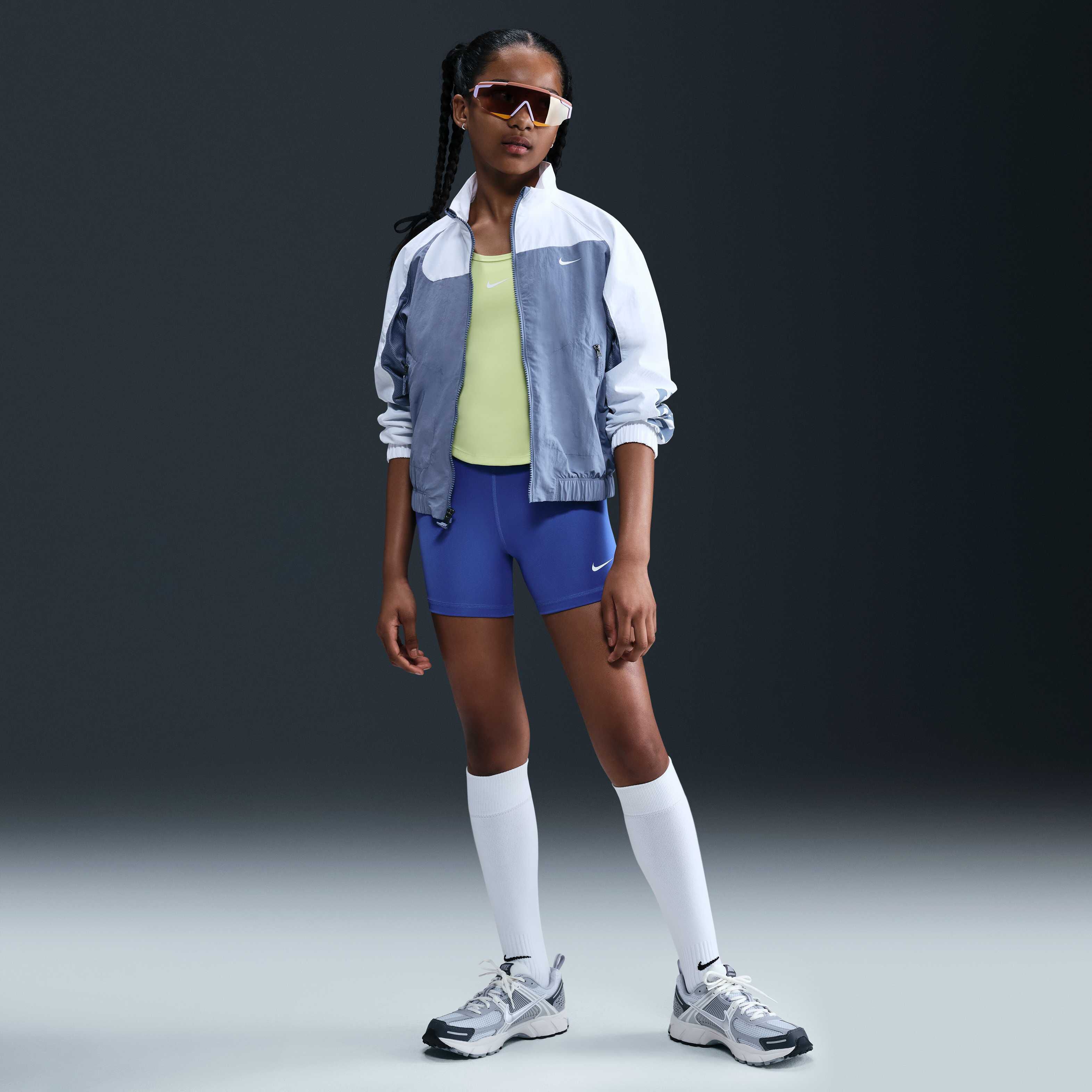 Nike Pro image number 0