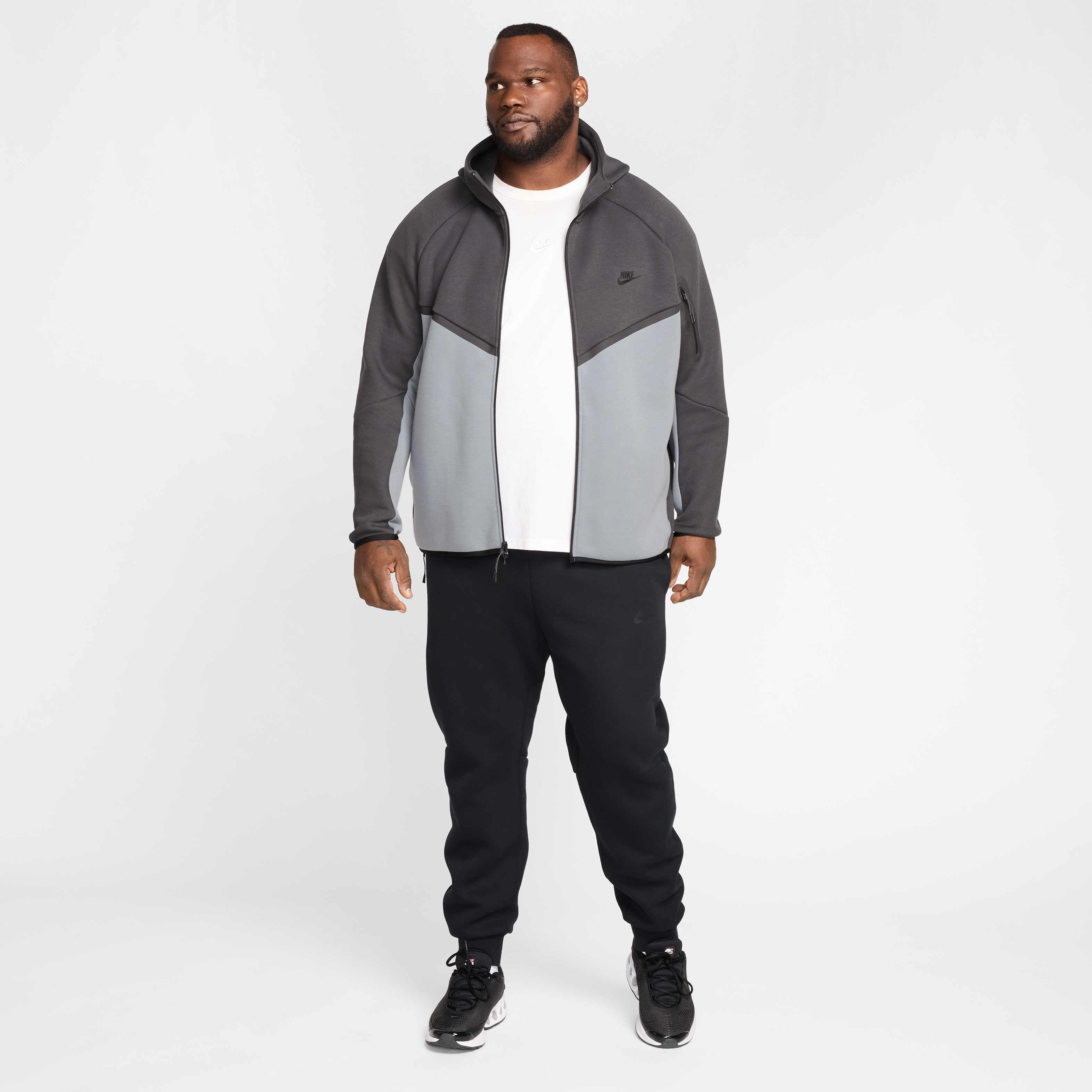 Nike Tech image number 20