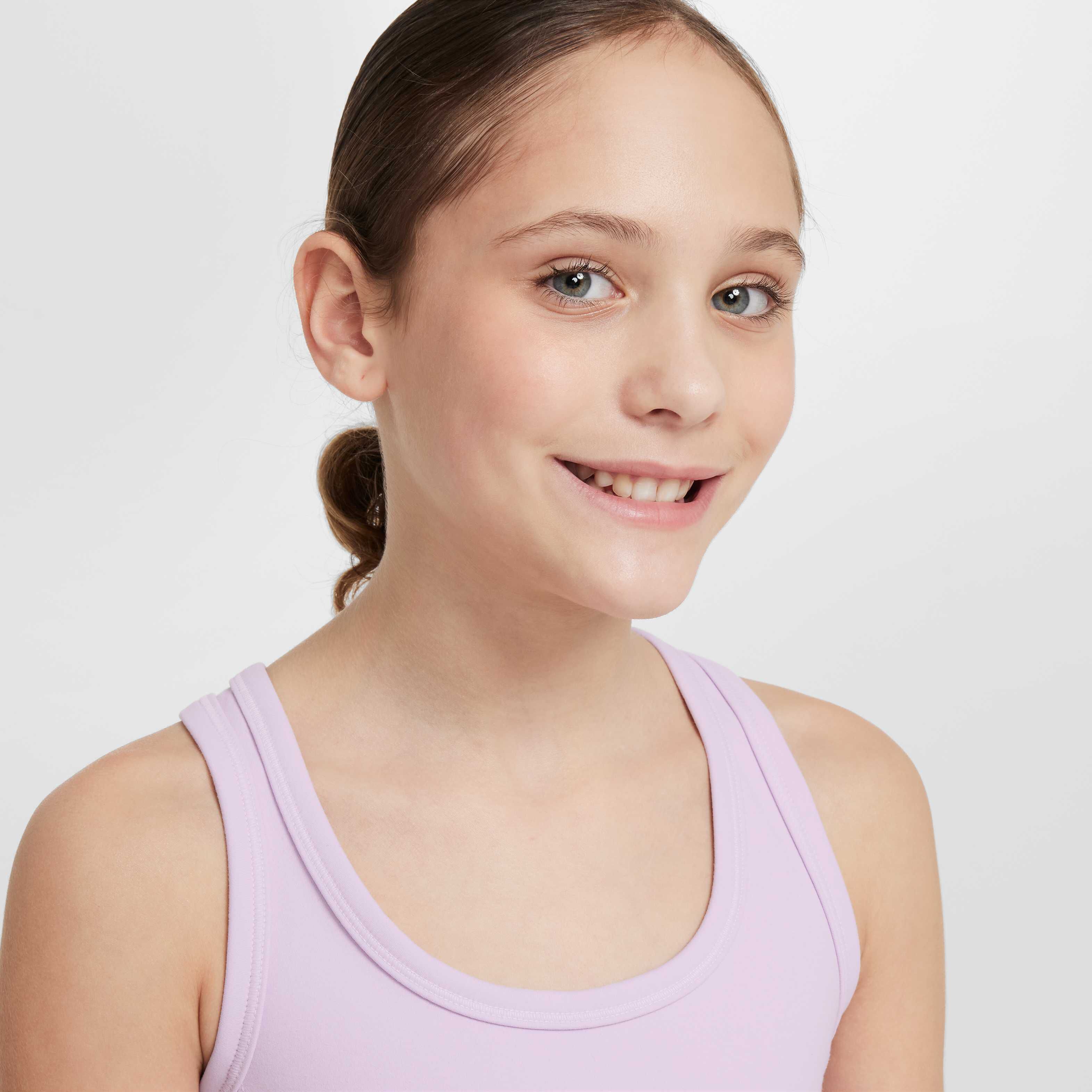 نايكي ون فيتد image number 2