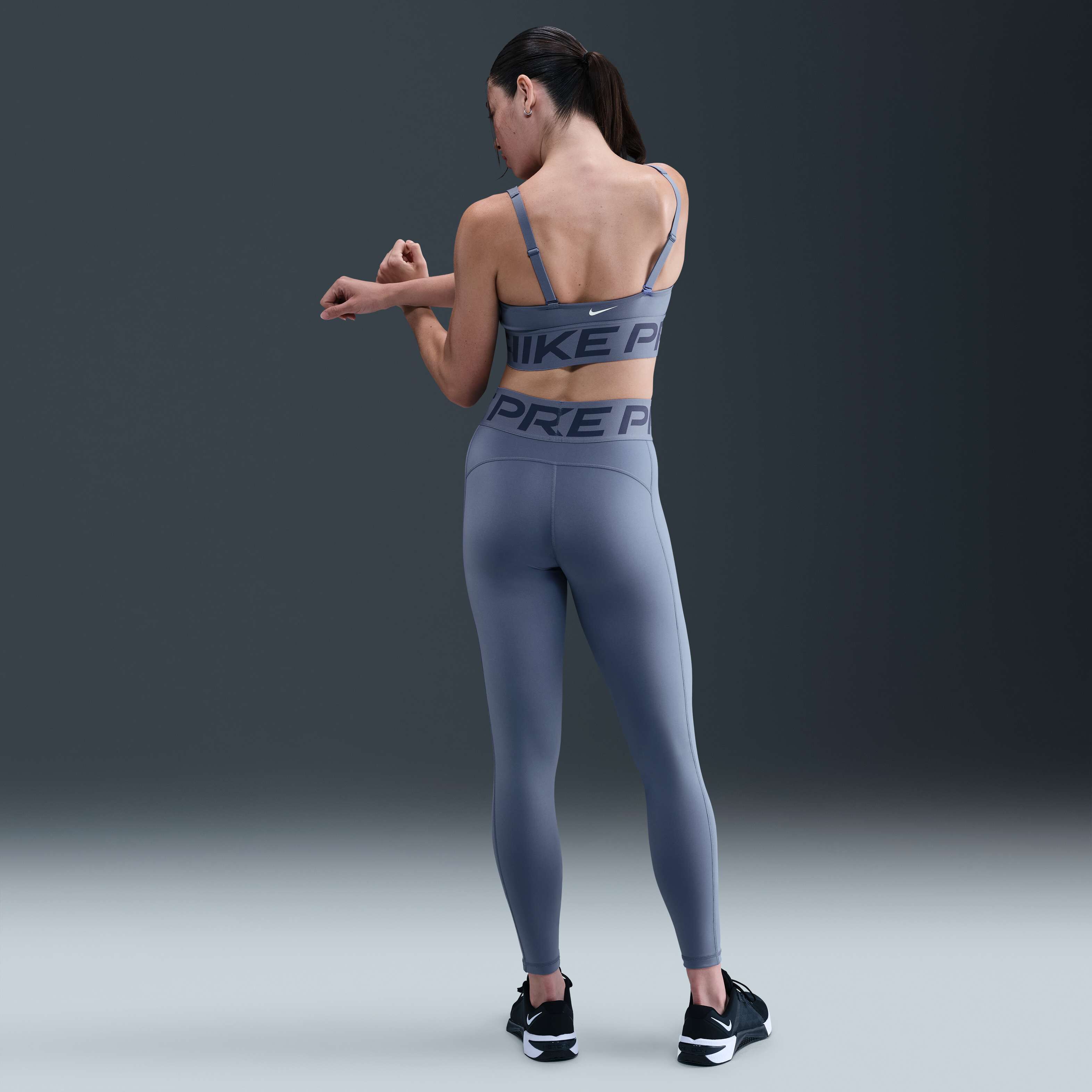 Nike Pro Sculpt image number 3