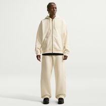 Nike Solo Swoosh