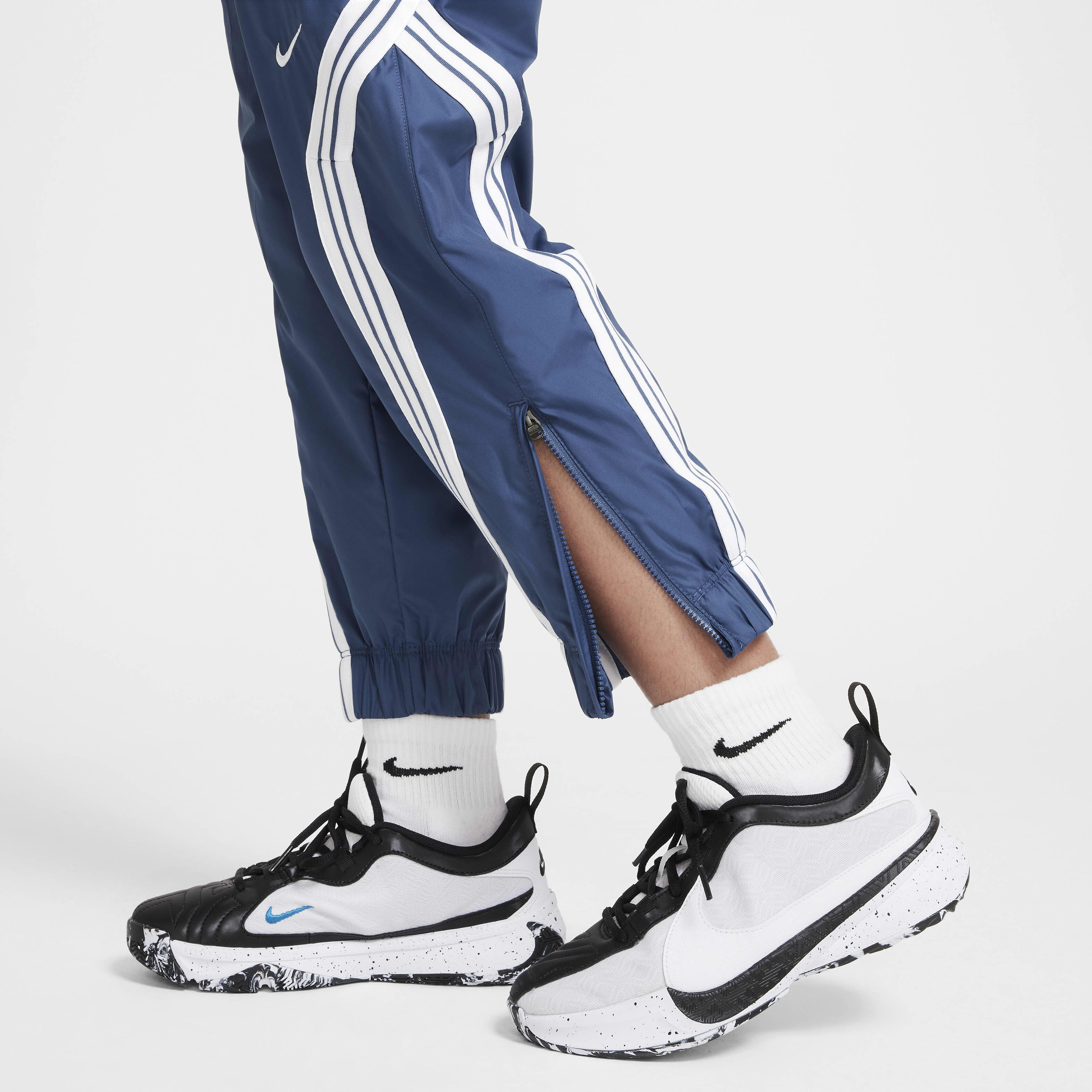 Nike Crossover image number 5