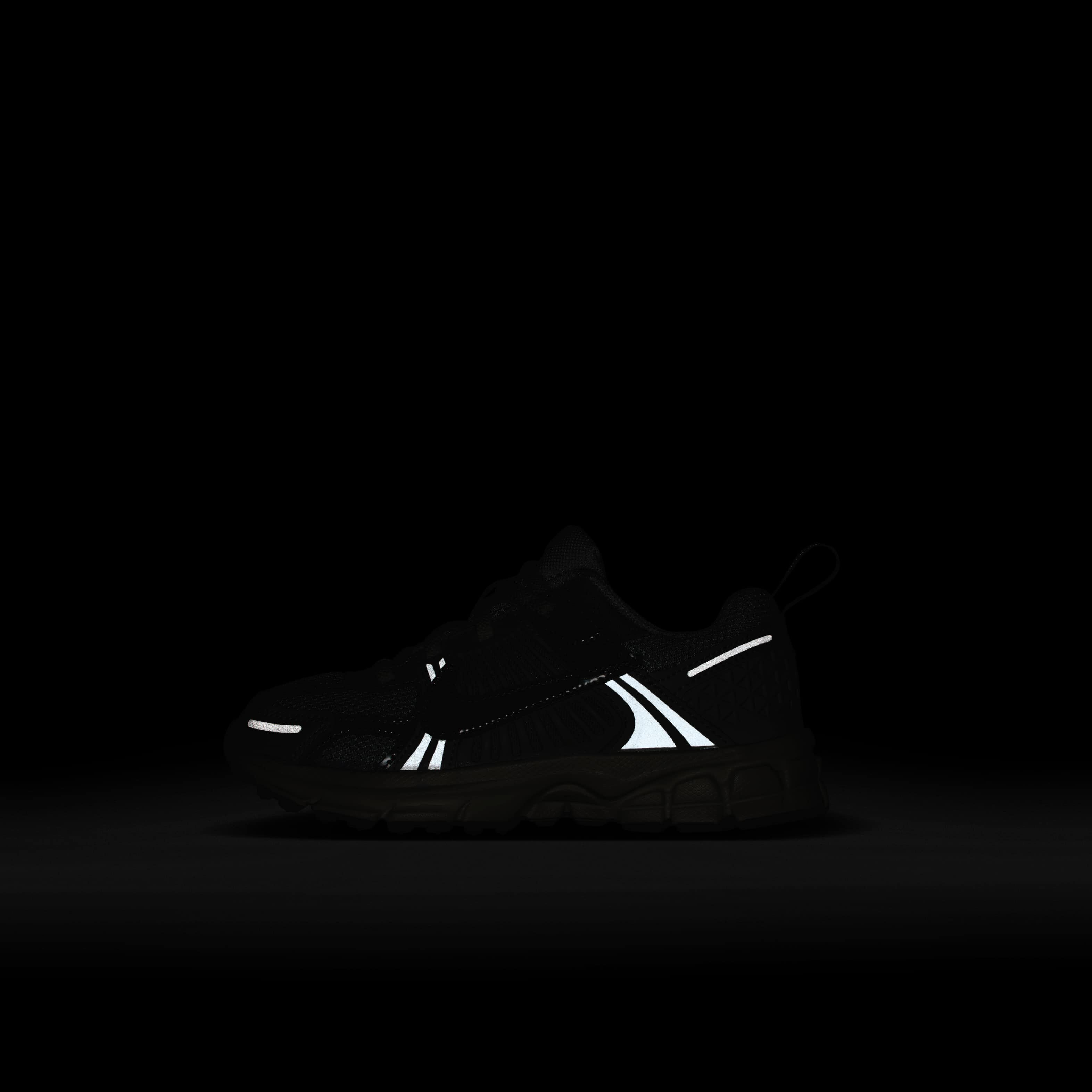 Nike Vomero 5 image number 8