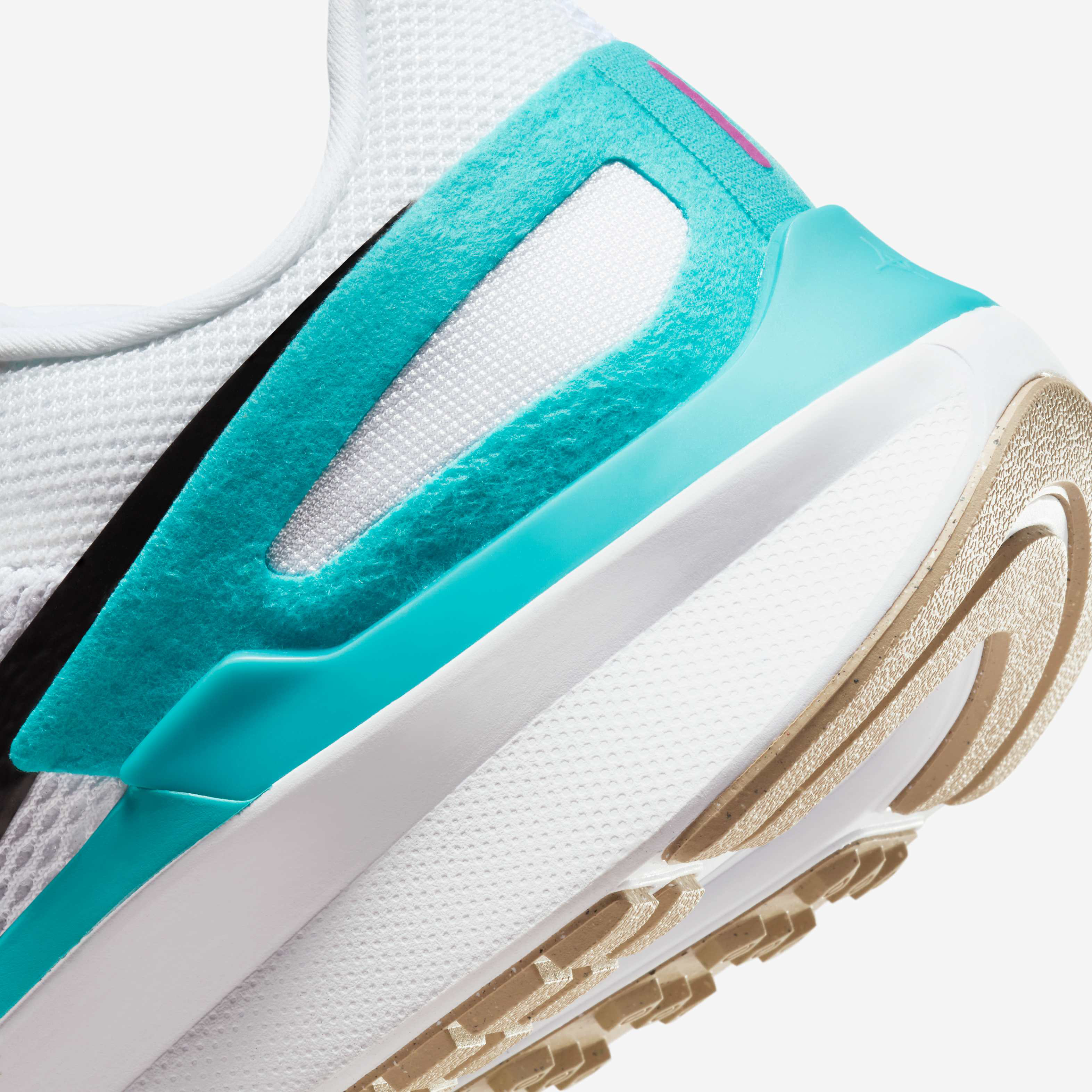 Nike Structure 25 image number 8