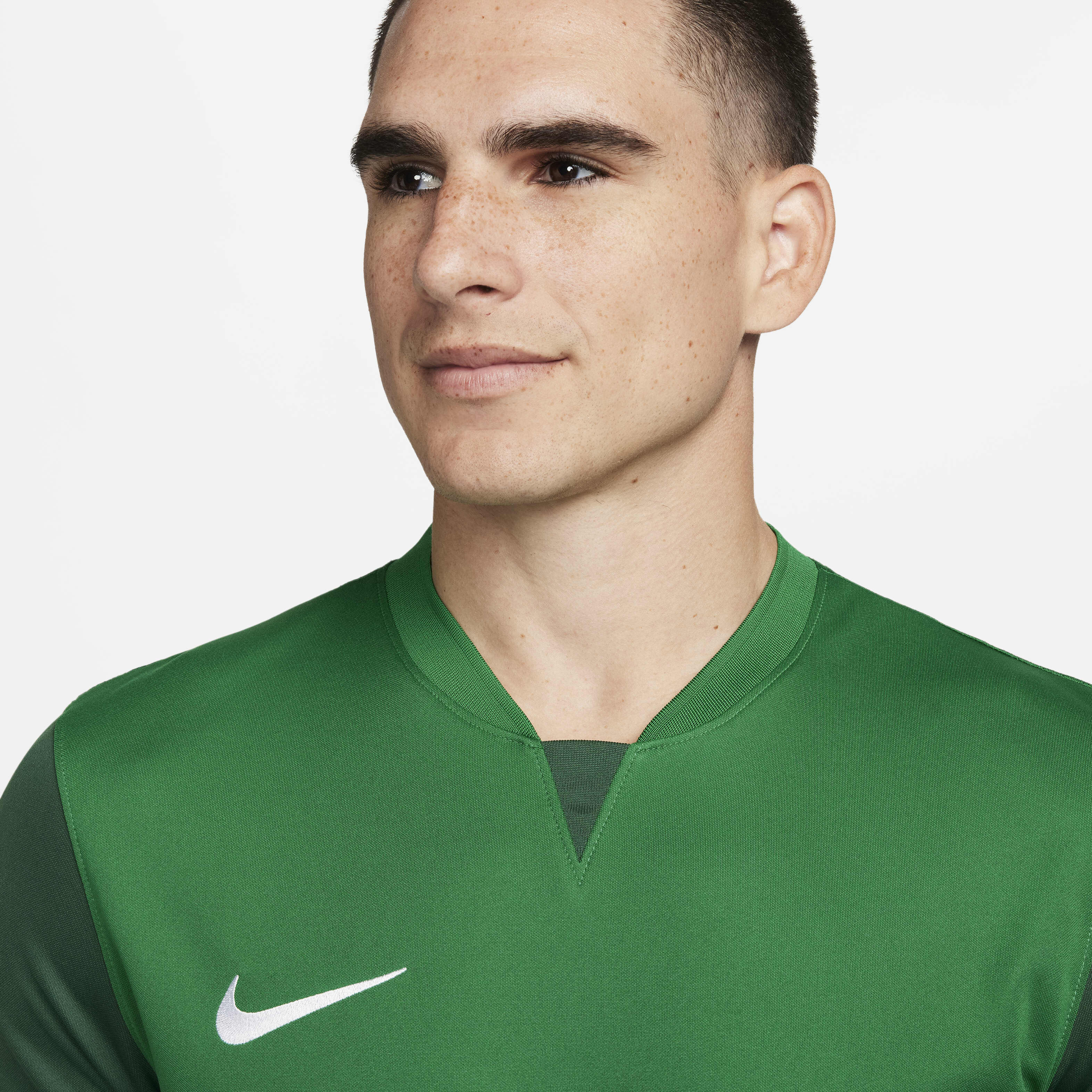 Nike Dri-FIT Trophy 5 image number 2