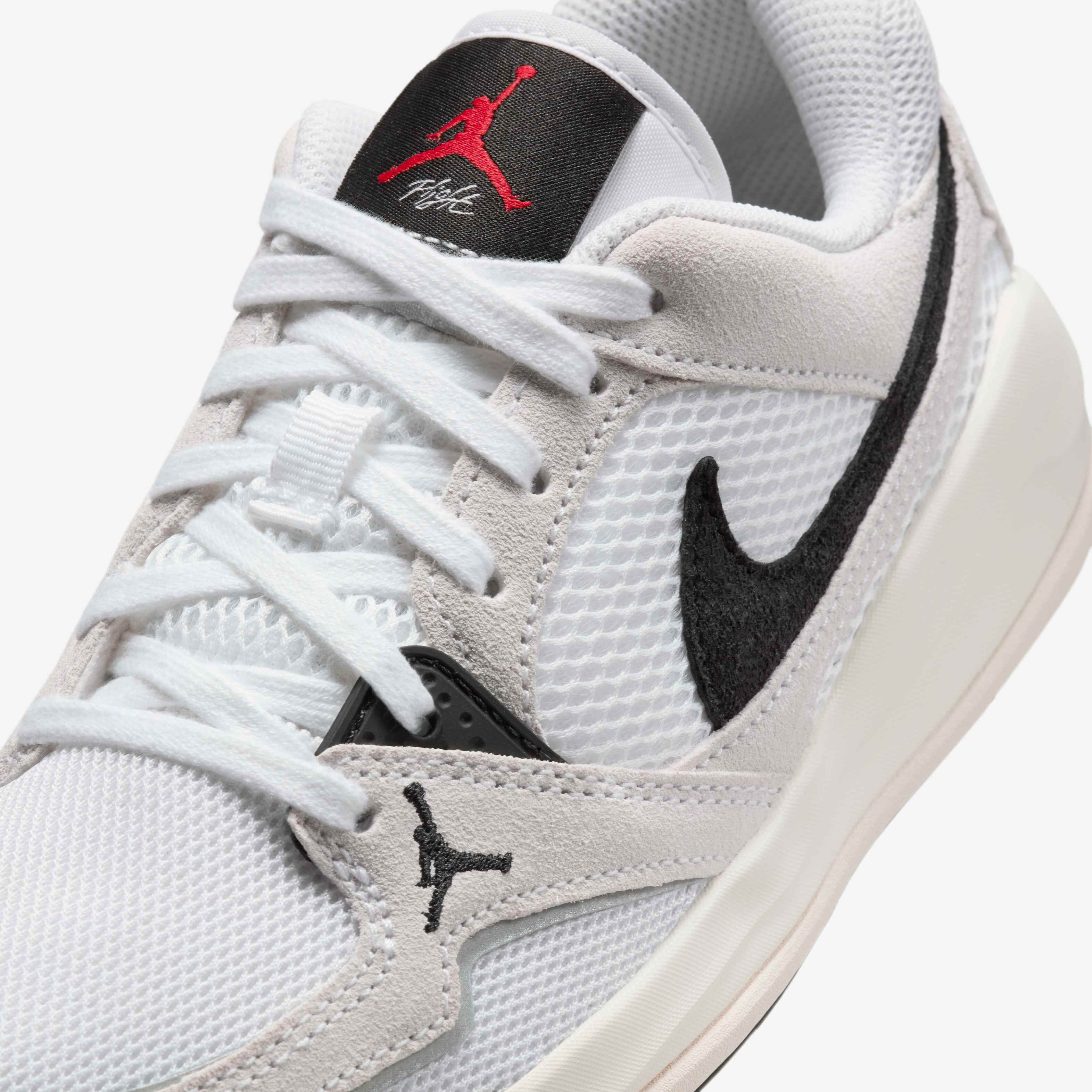 Jordan CMFT Era image number 6