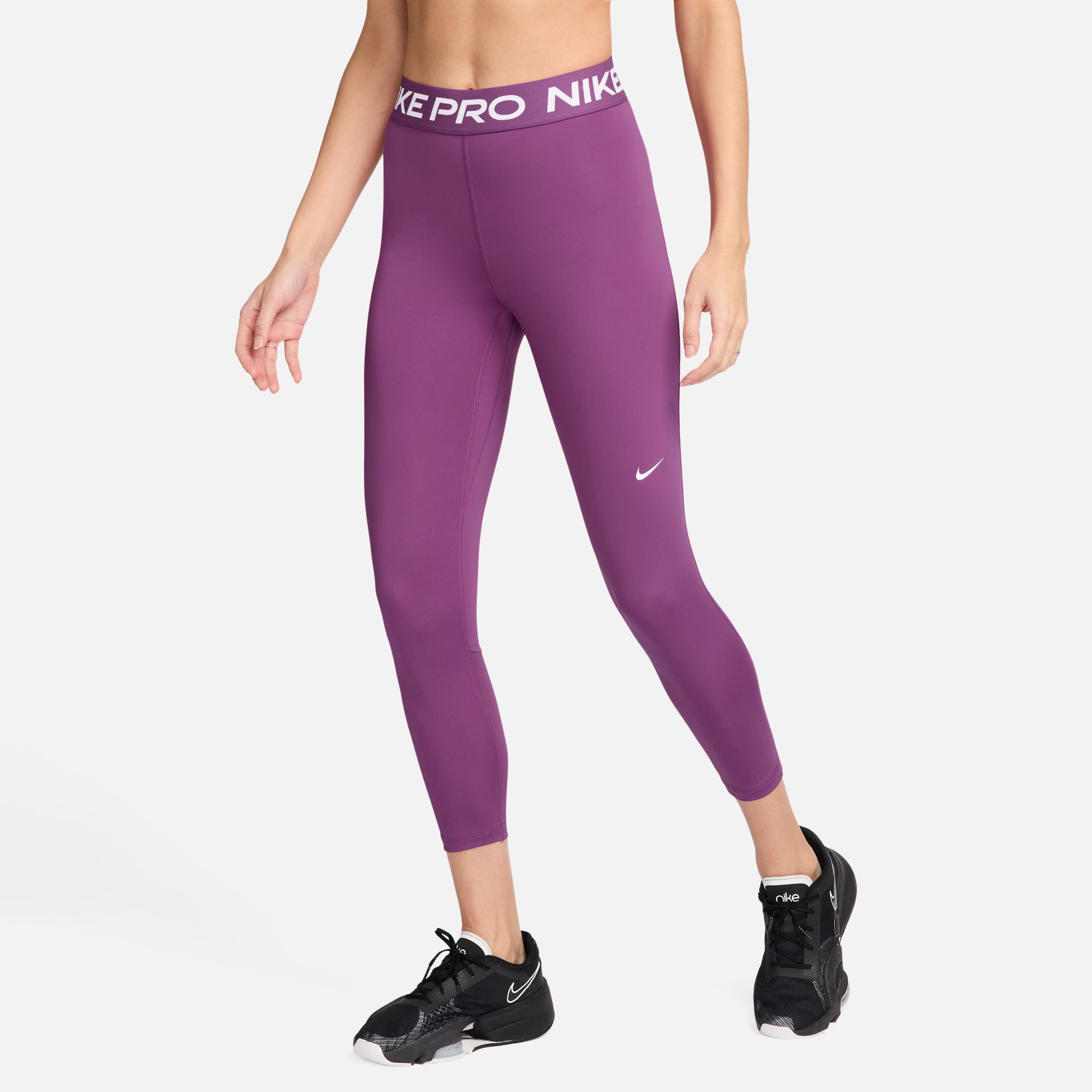 Nike Pro image number 0