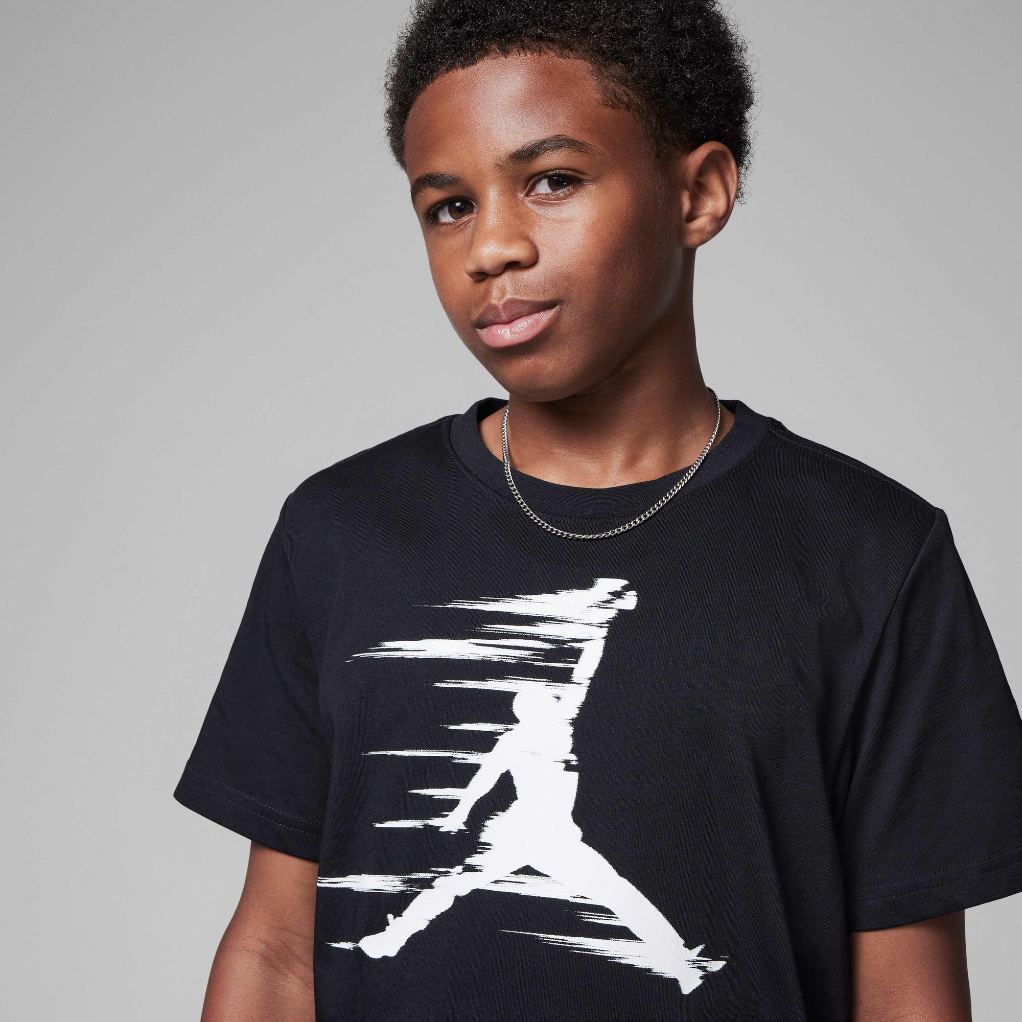 Buy Jordan MVP Older Kids' Motion Jumpman T-Shirt - Black @ Nike Qatar