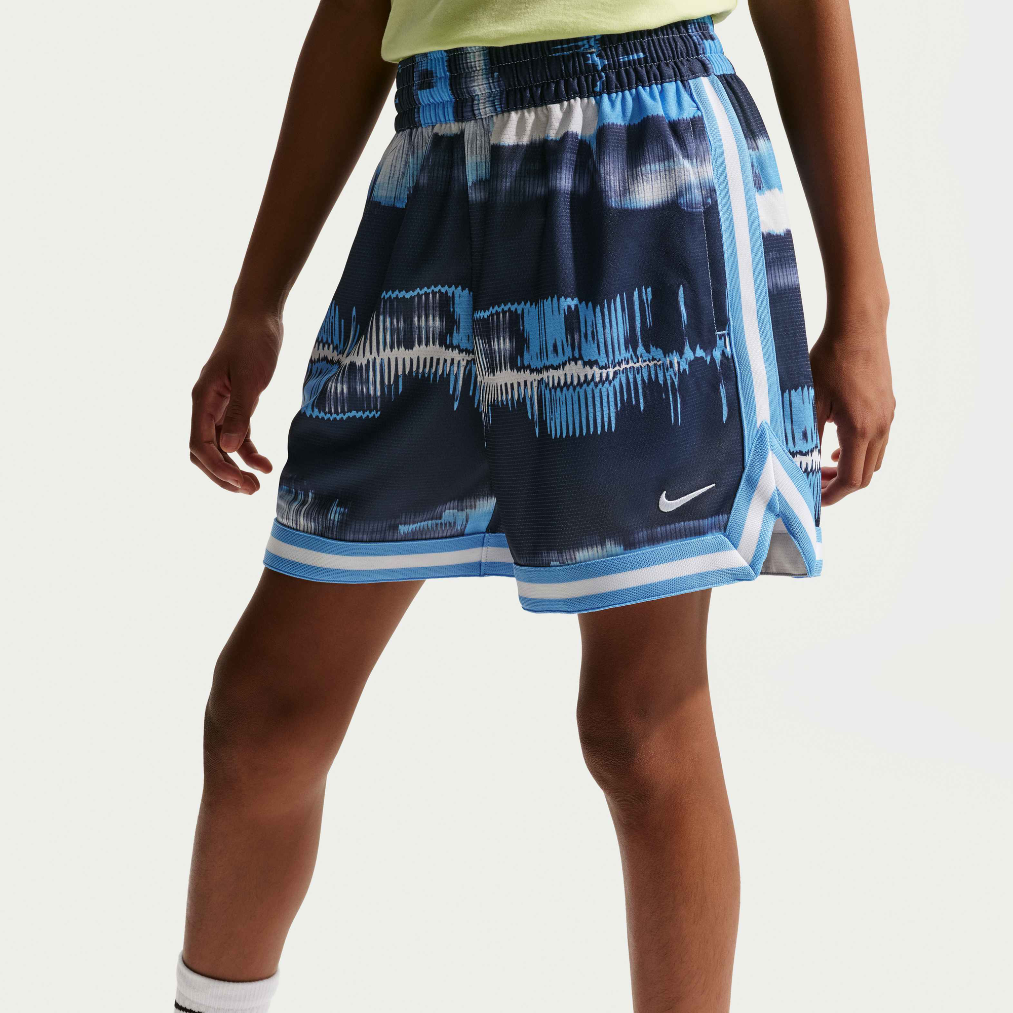 Zoom image