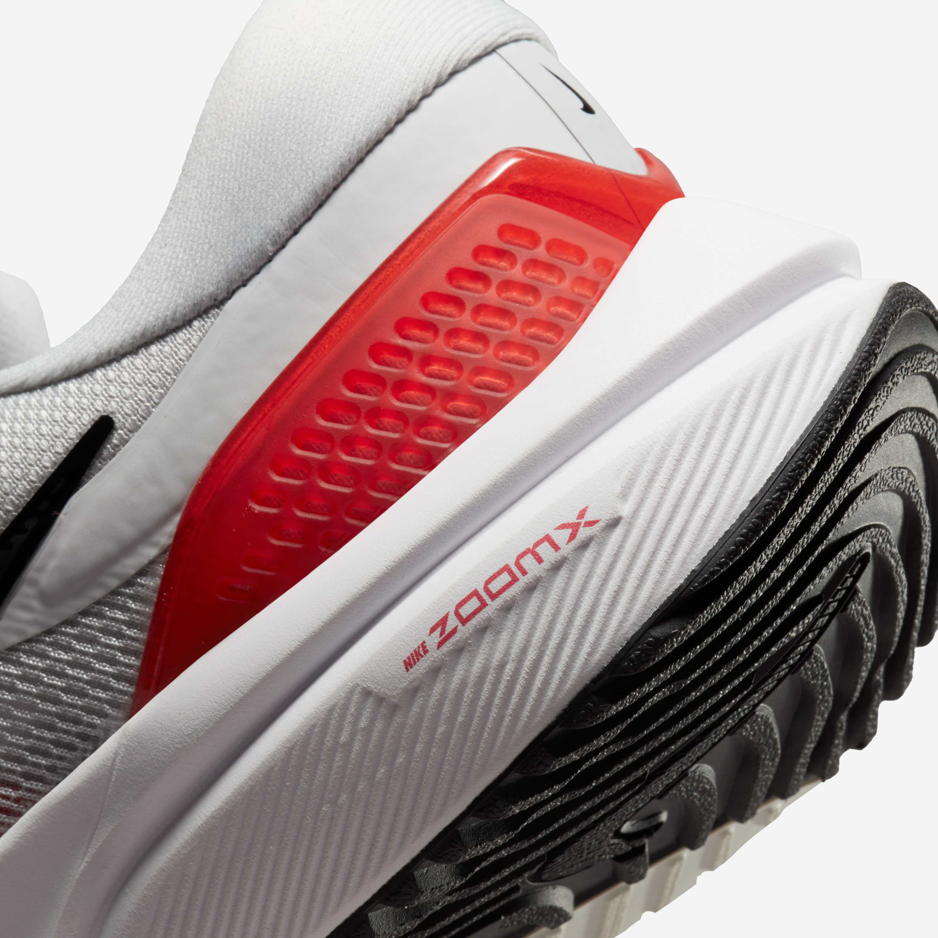 Nike Vomero 16 image number 7