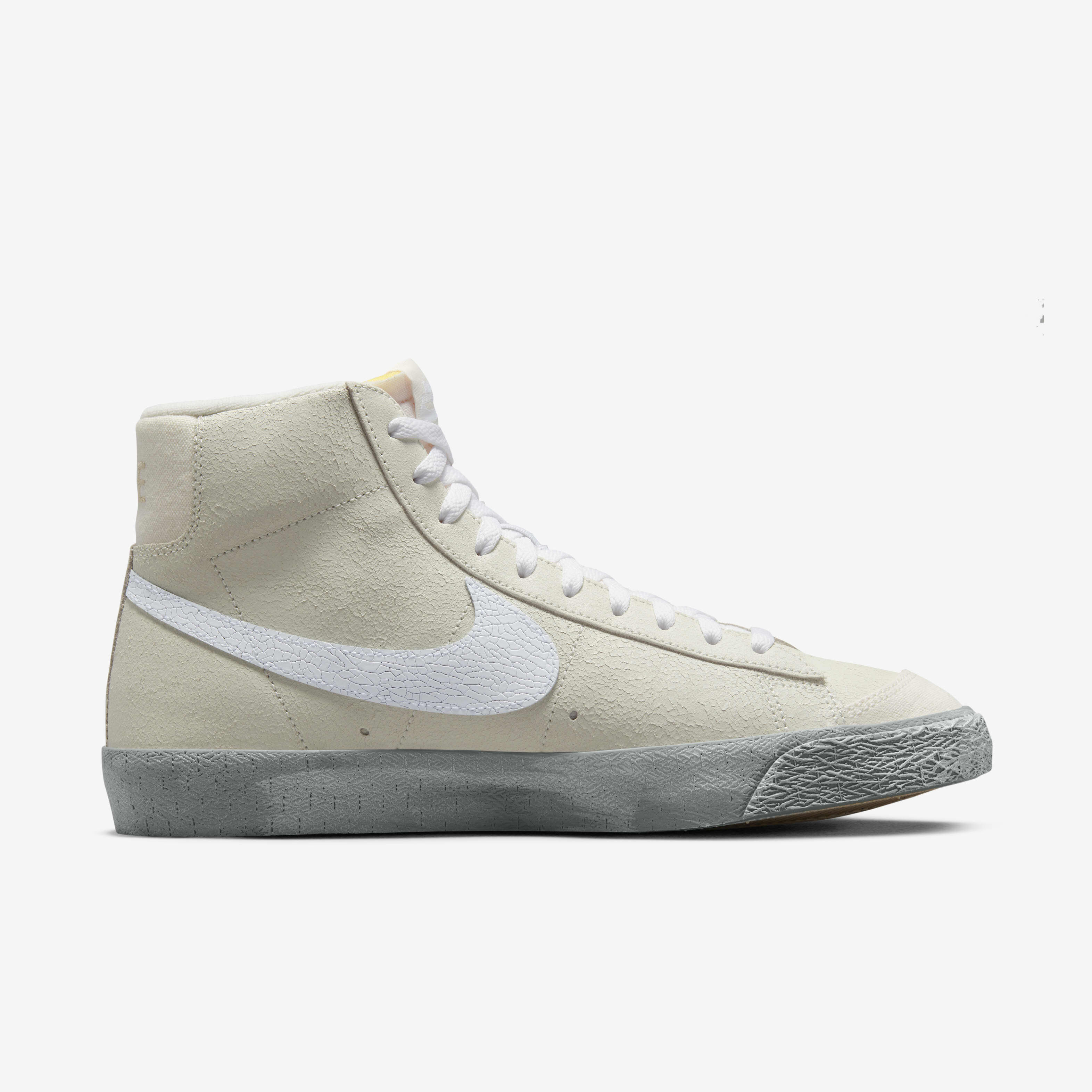 Nike Blazer Mid '77 SE image number 2