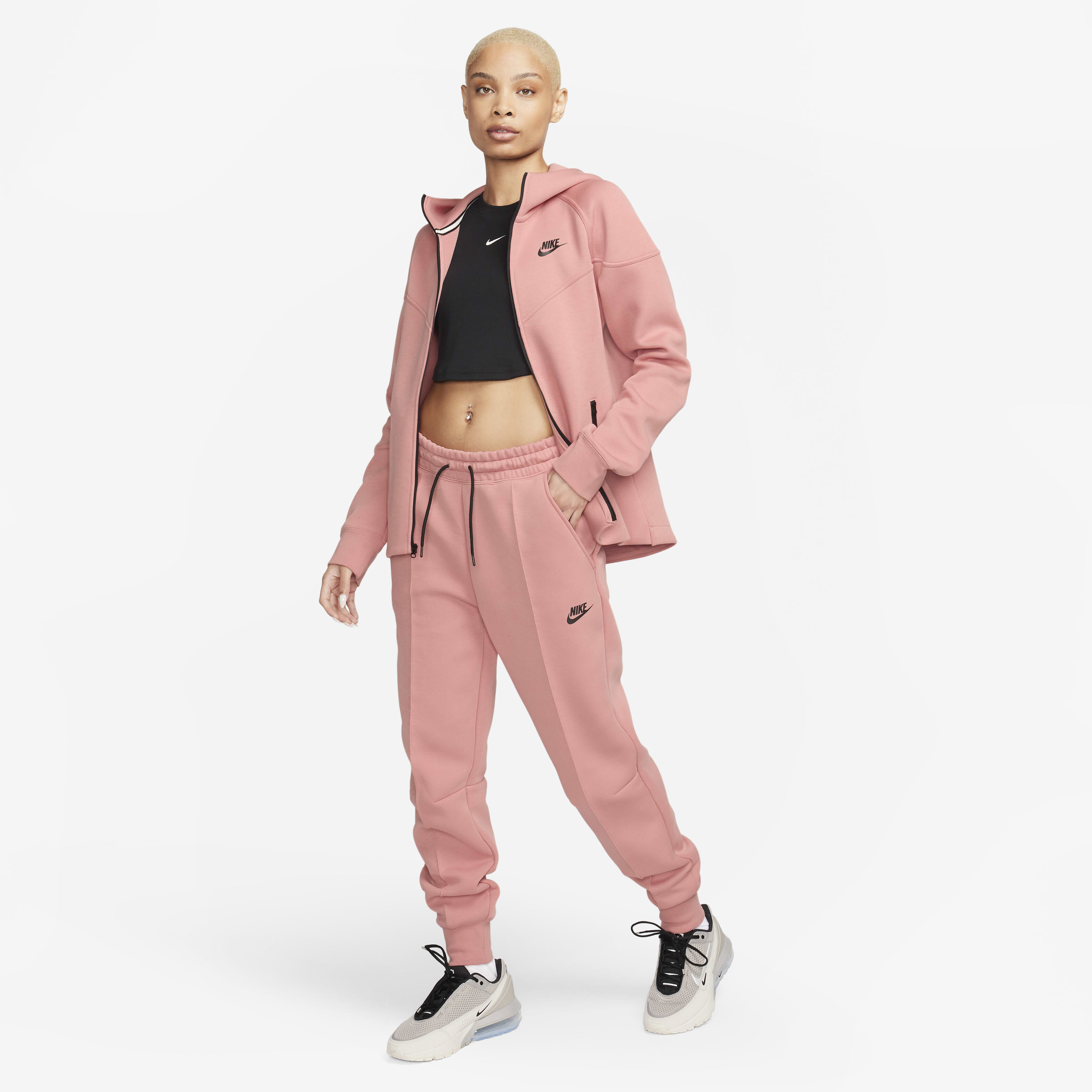 نايكي سبورتسوير تك فليس image number 7