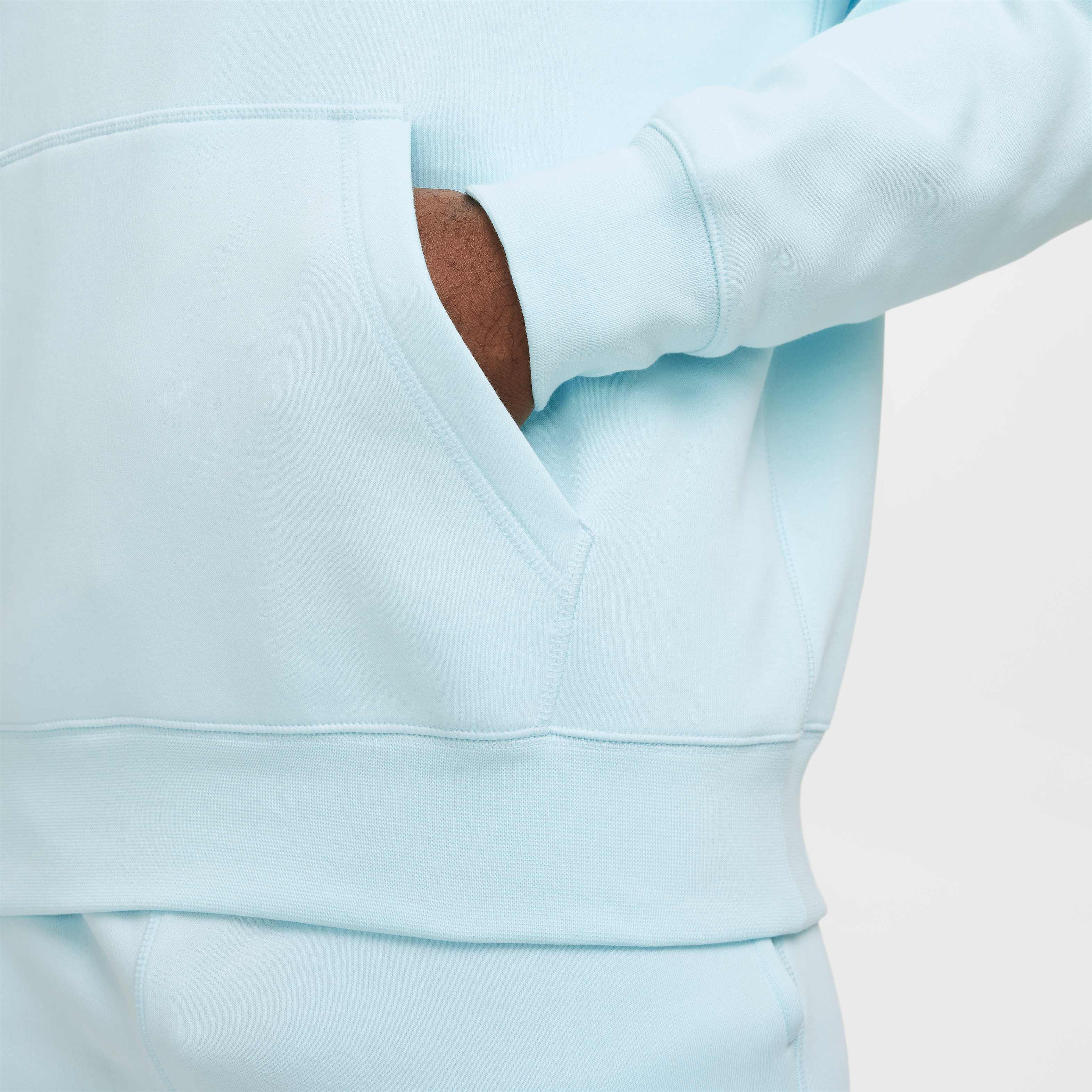 Nike Club Fleece image number 4