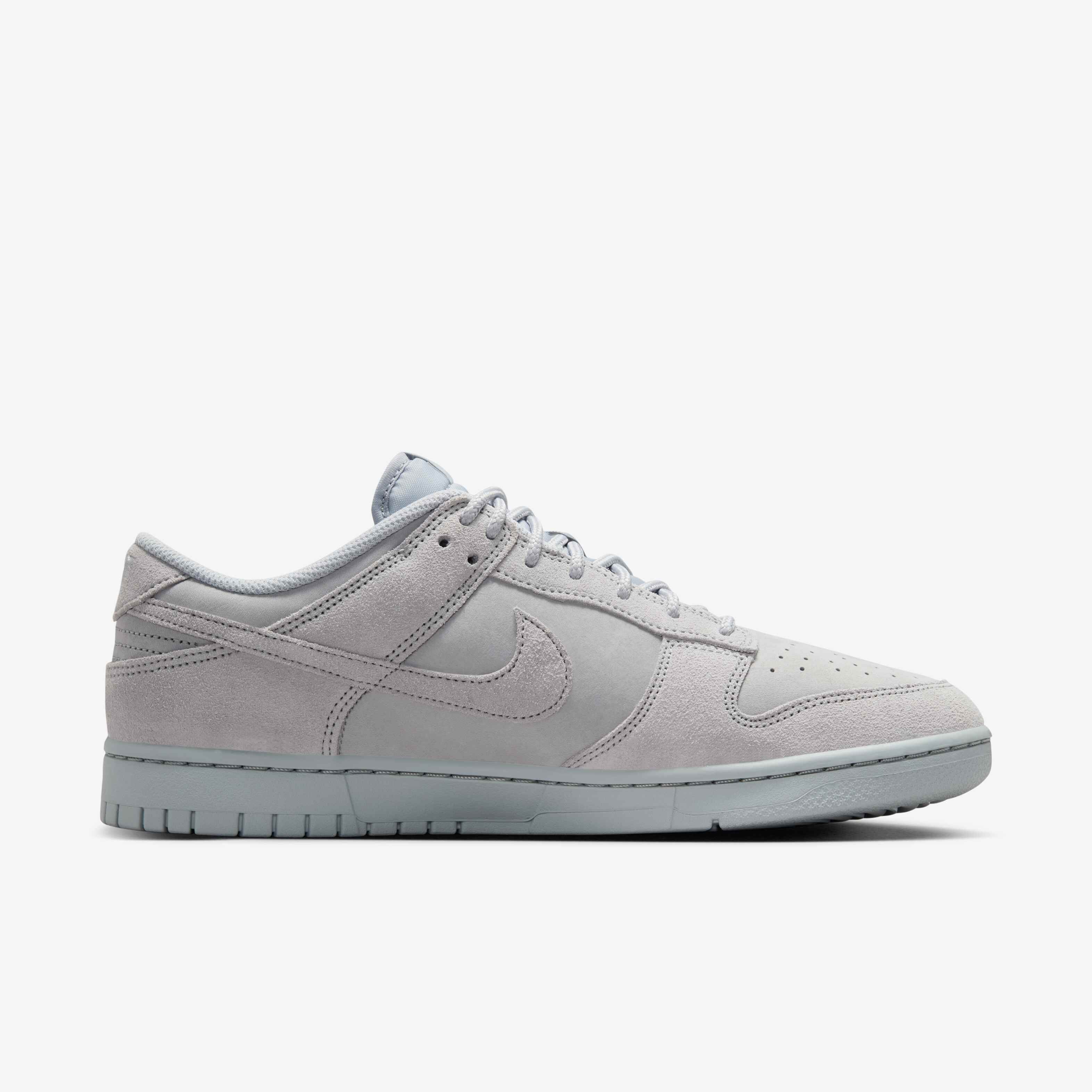 Nike Dunk Low Retro SE image number 2