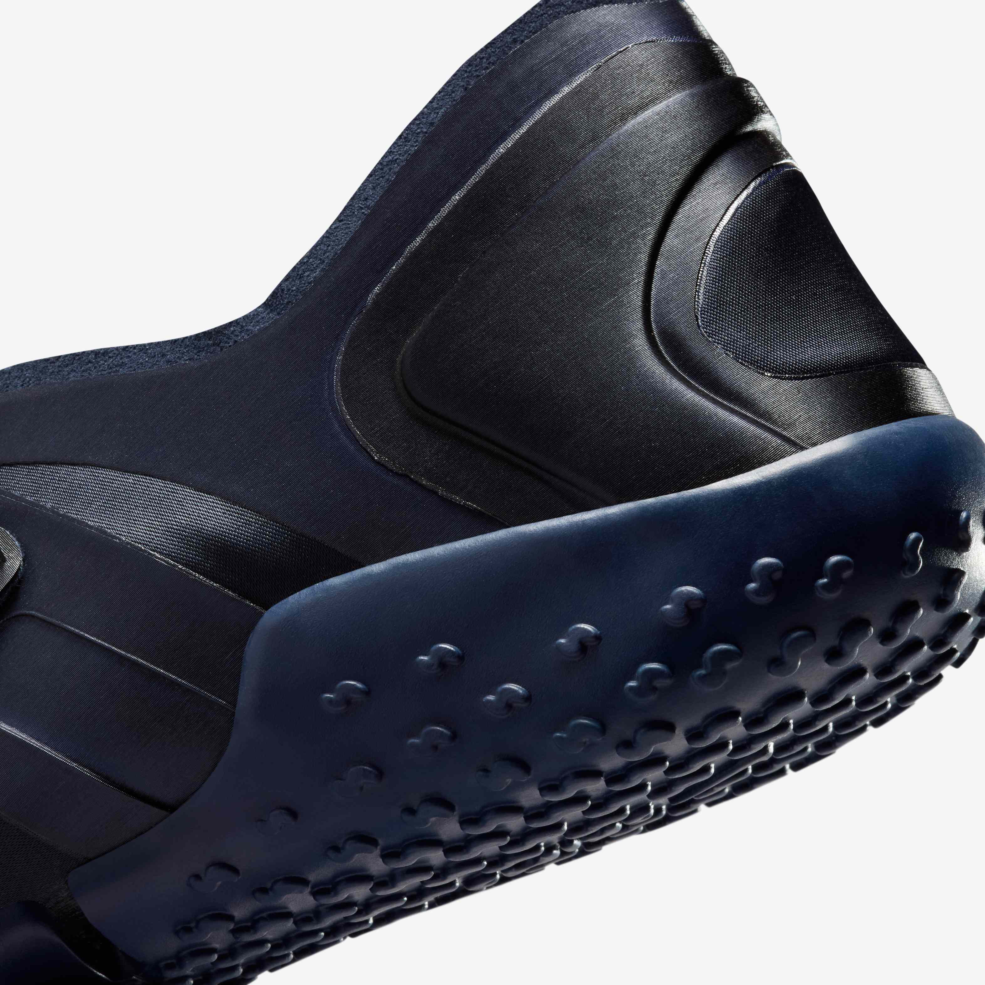 NikeSKIMS ريفت ساتين image number 7