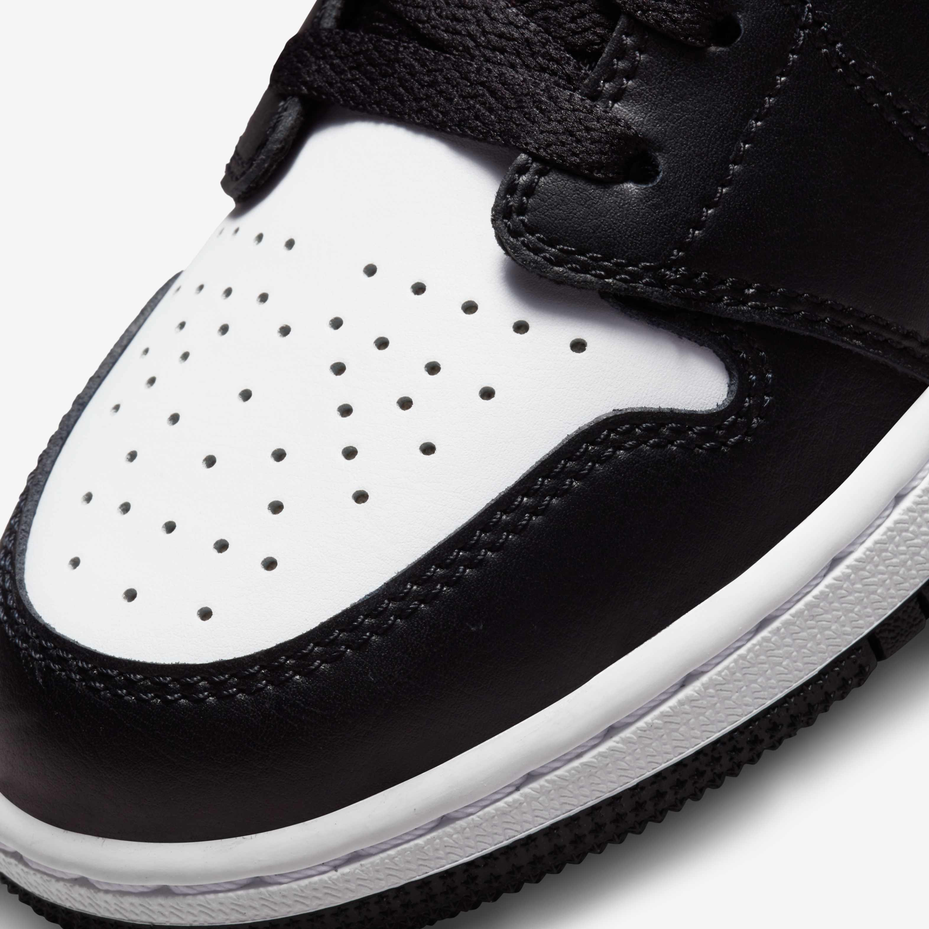 Air Jordan 1 Low image number 6