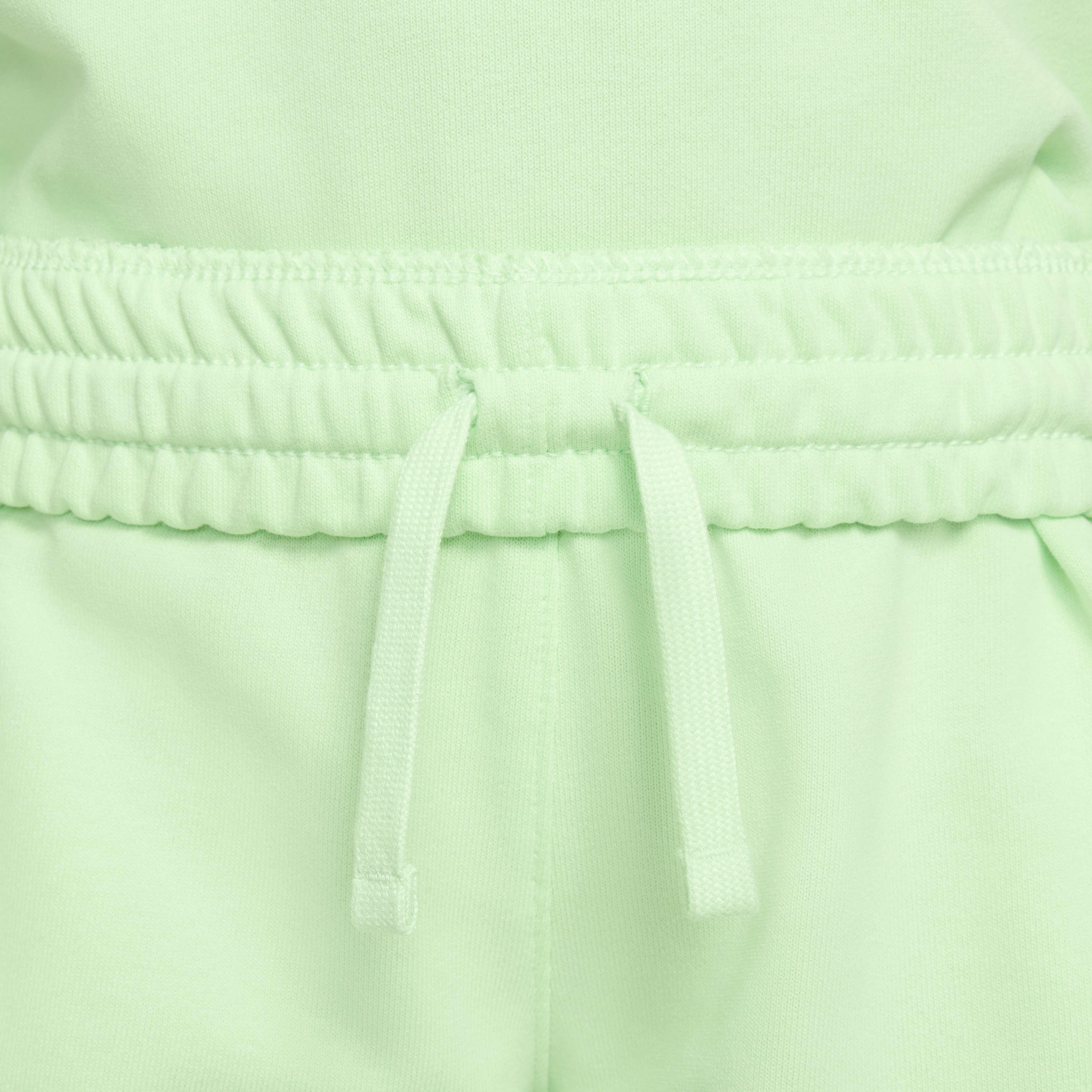 نايكي سبورتسوير image number 3